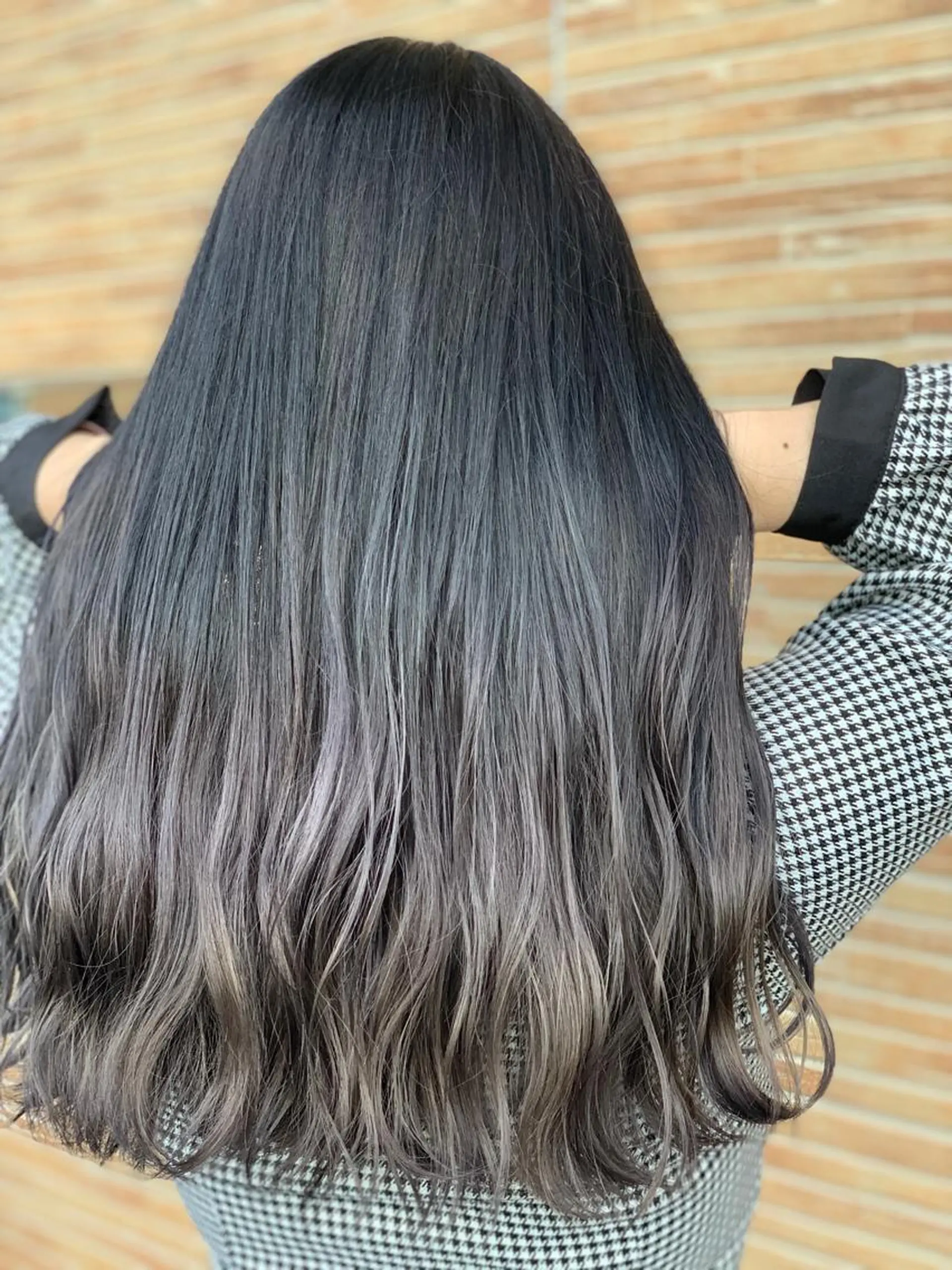 ロング メンズスタイル バレイヤージュ　齋藤のヘアスタイル