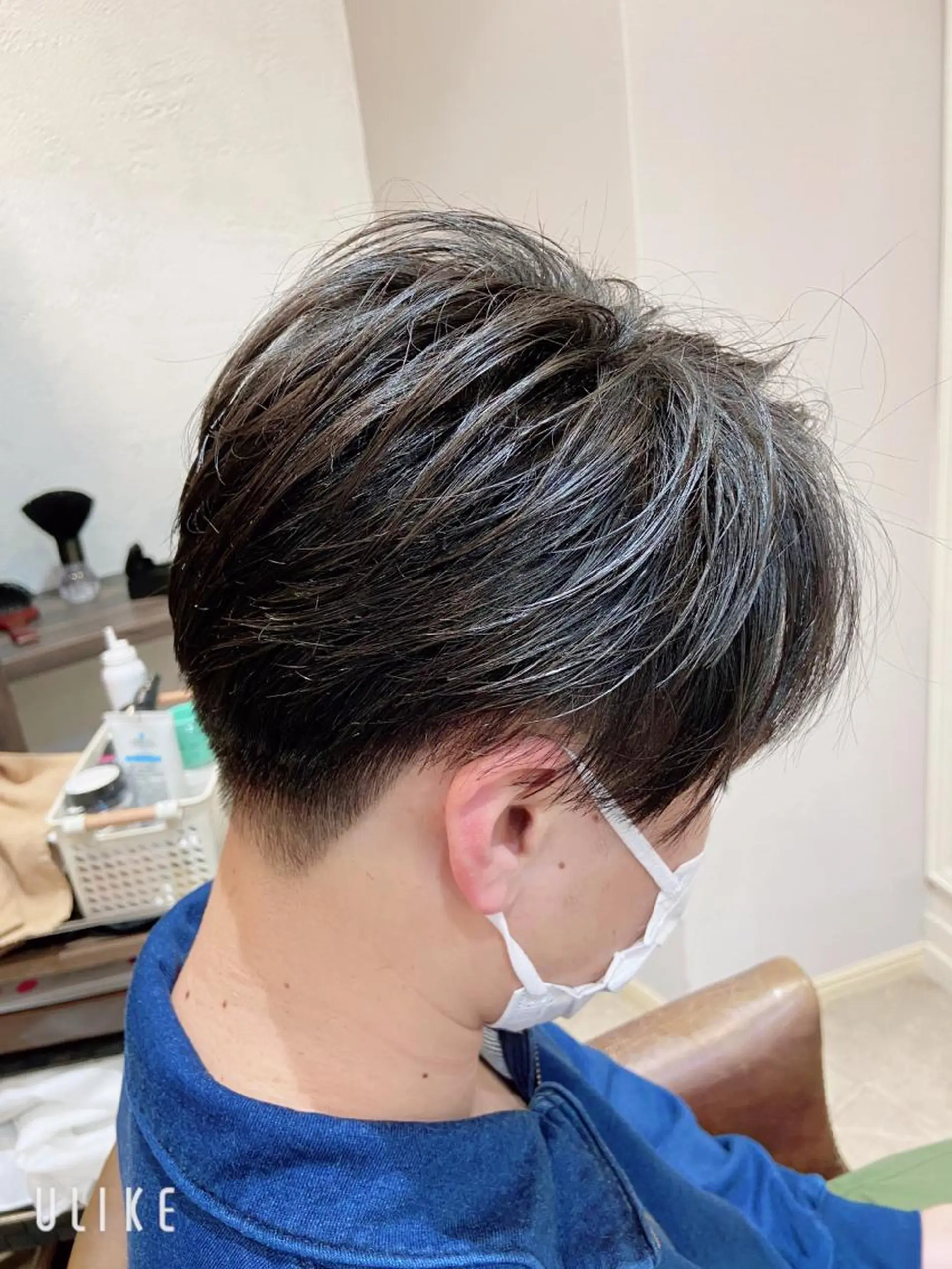 メンズ センターパート コバヤシ ユウスケのヘアスタイル
