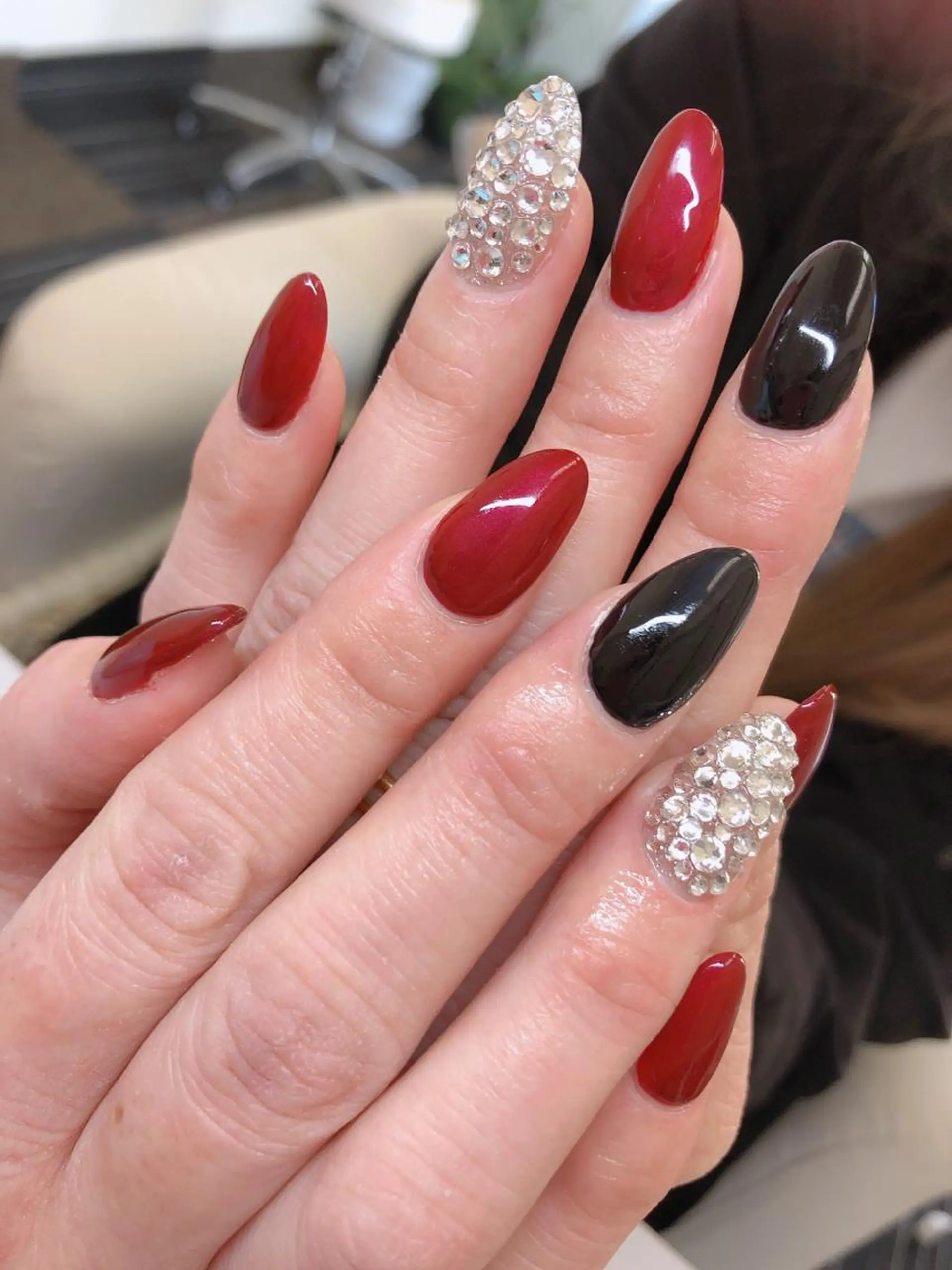 ネイル Flowerネイルサロン所属・. yukiのネイルデザイン