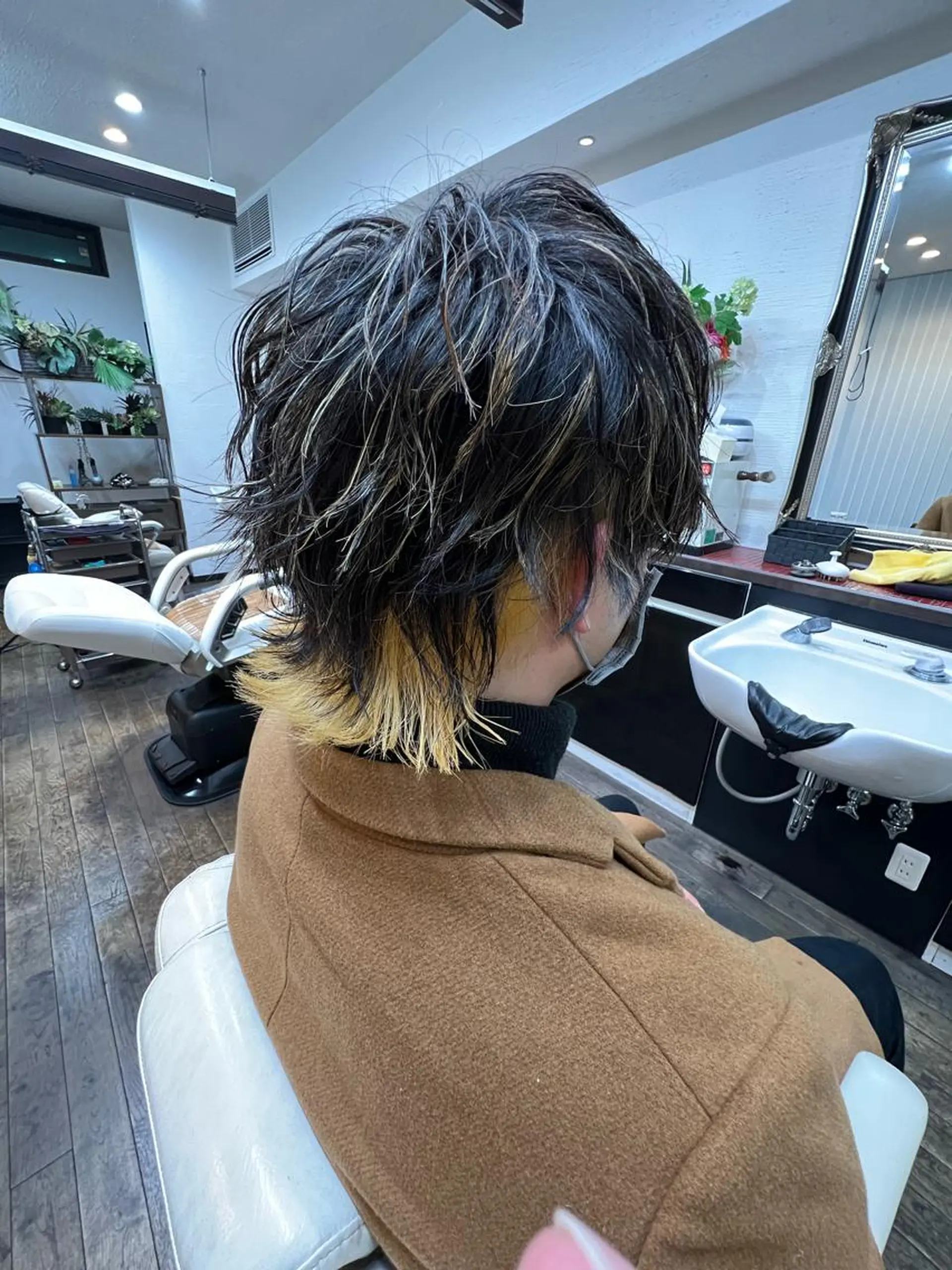 ショート パーマ メンズ 二本木 秀成のヘアスタイル