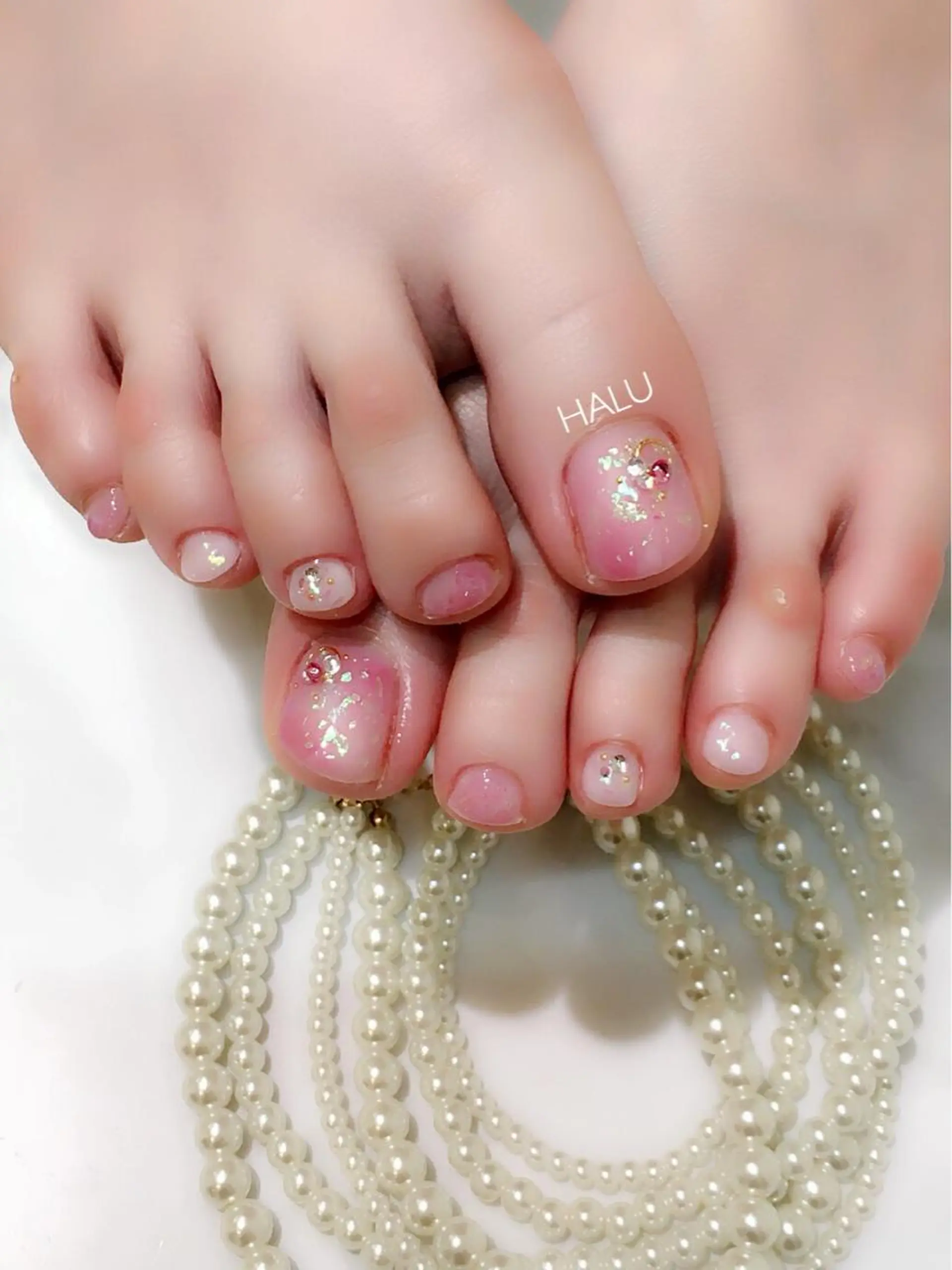 ネイル キラキラネイル ニュアンスネイル ピンク 春ネイル HALU ハルのネイルデザイン