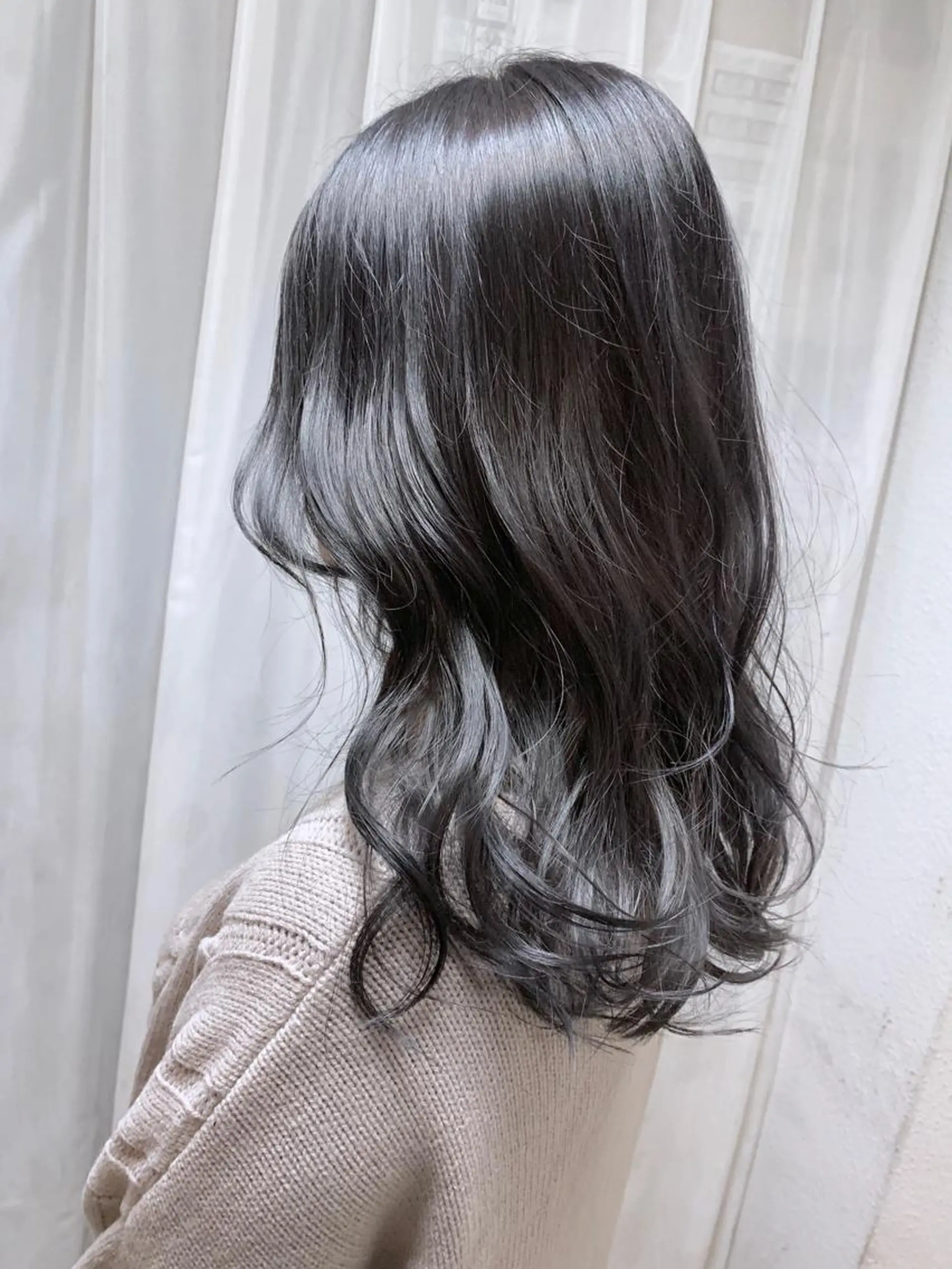 セミロング カラー パーマ ヘアアレンジ アディクシーカラー グレージュ ヘアカラー トリートメント 縮毛矯正/美髪 髪質改善/石田幸輔のヘアスタイル