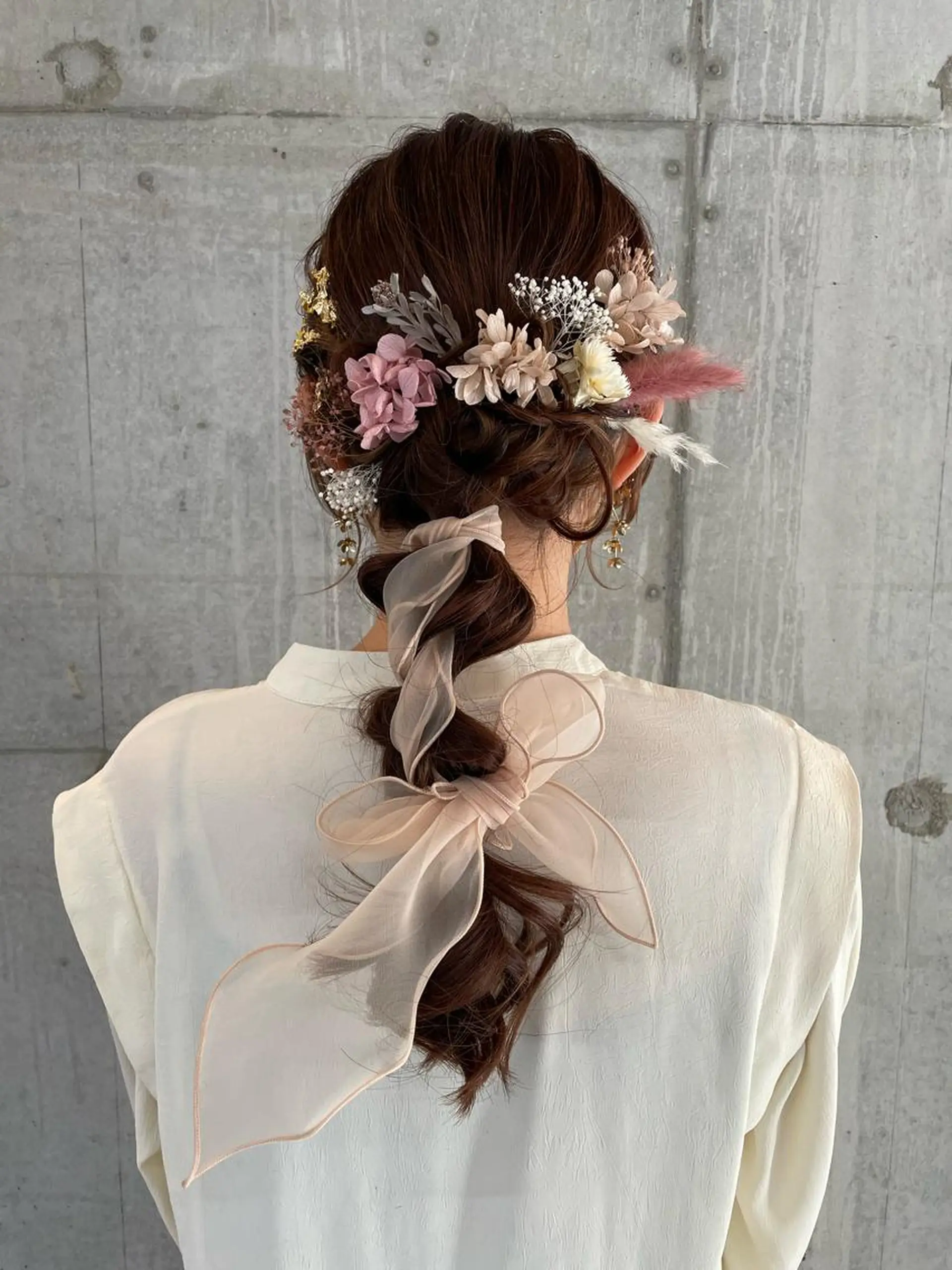 ロング ヘアアレンジ 女性に人気♪ はやしほのかのヘアスタイル