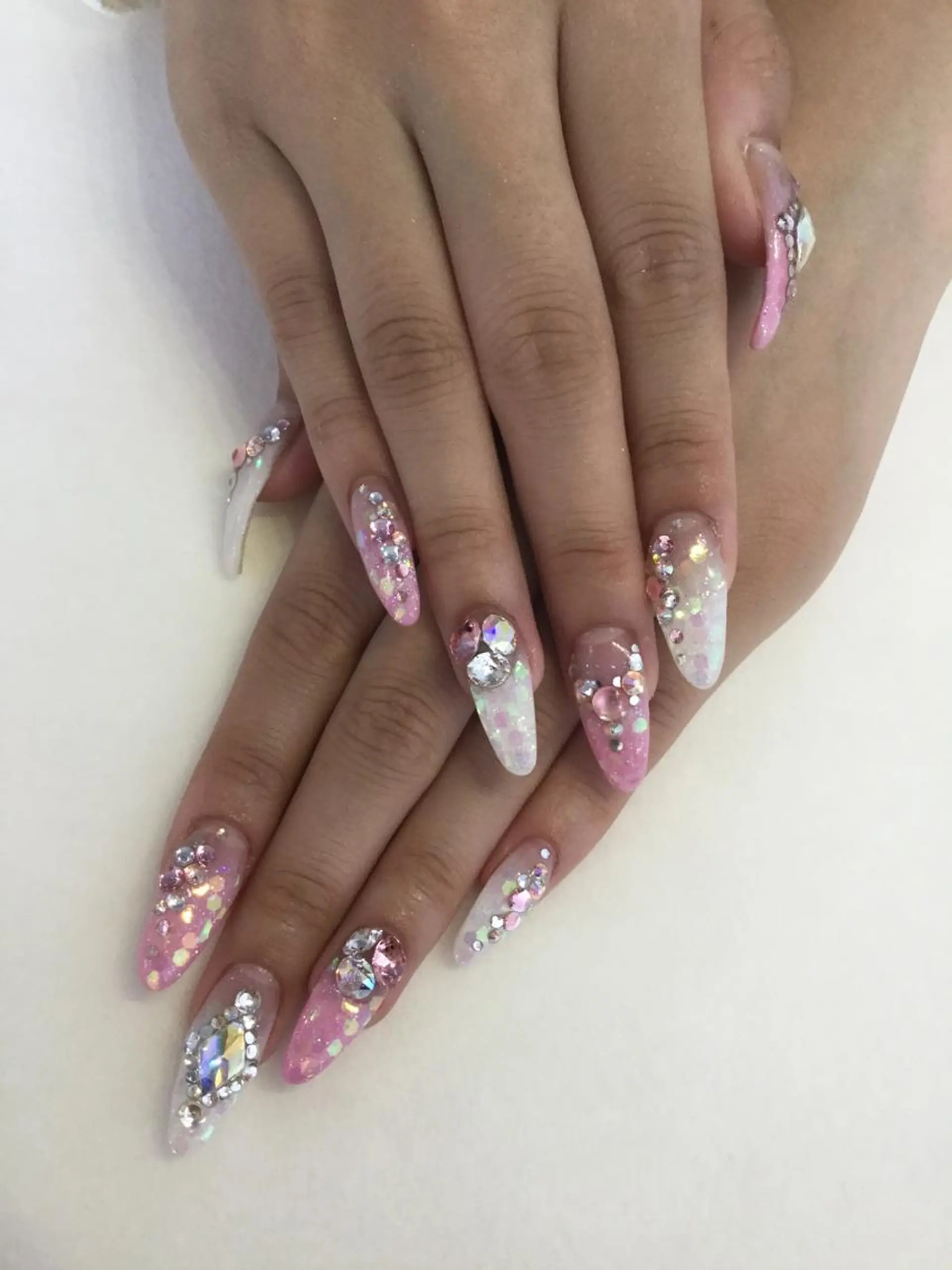 ネイル ハンドネイル 💎🐰 saki. m 🐰💎のネイルデザイン