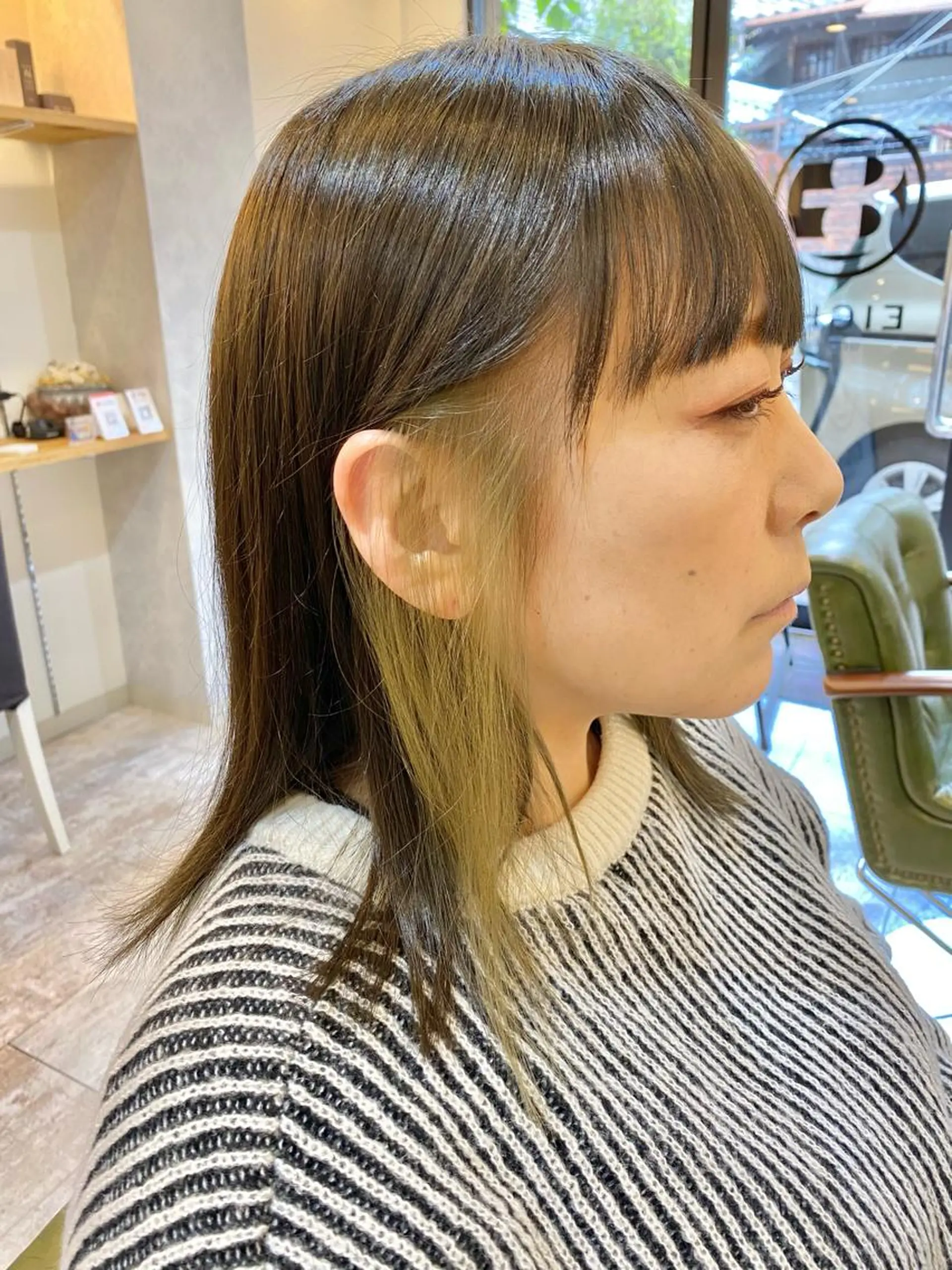 ミディアム カラー ミディアムパーマ ベージュカラー ブリーチ ケアブリーチ 透明感カラー ヘアカラー トリートメント エイト ウメダのヘアスタイル