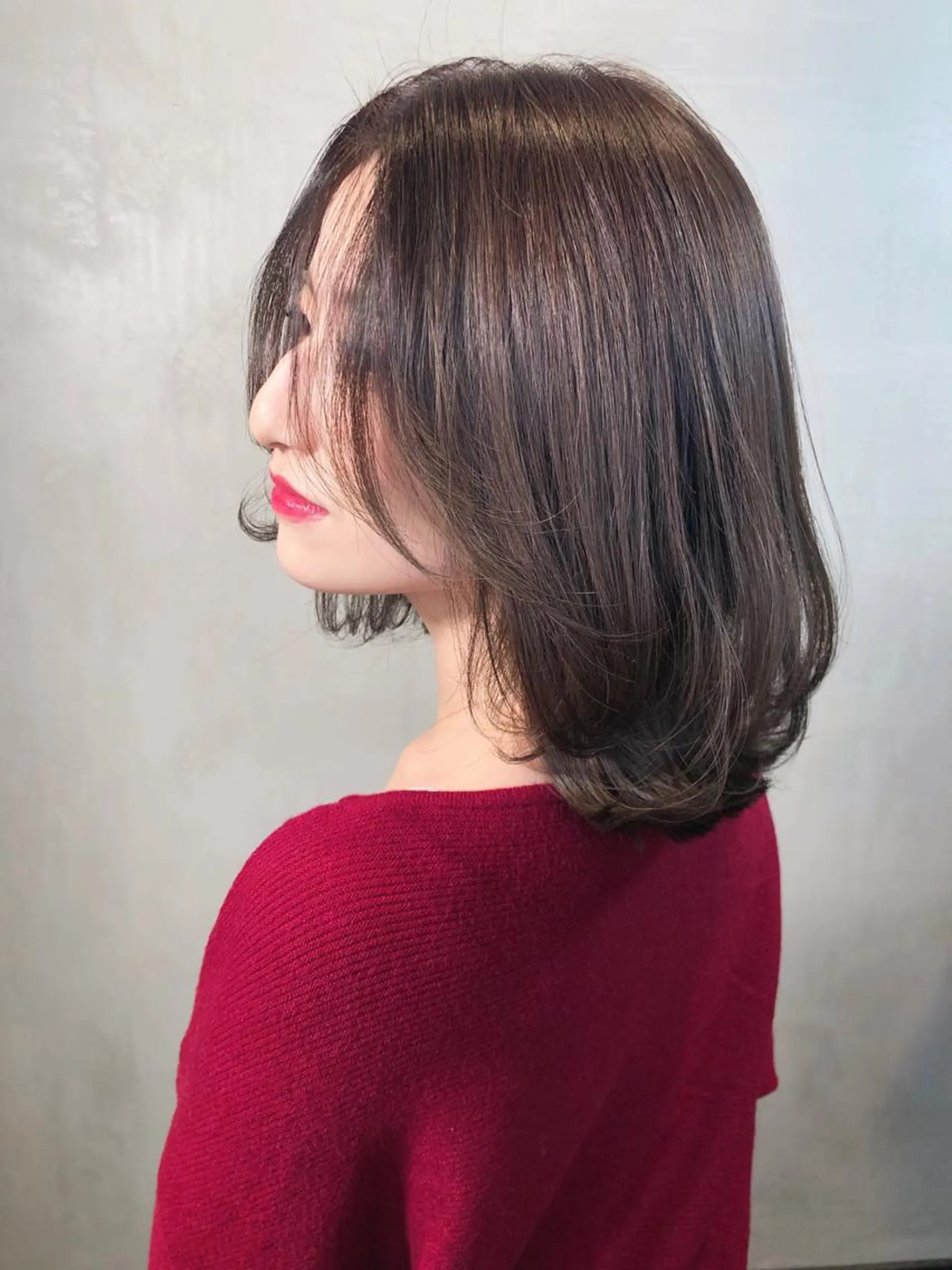 ミディアム カラー 小顔カット 縮毛矯正 トリートメント 大西 直人のヘアスタイル