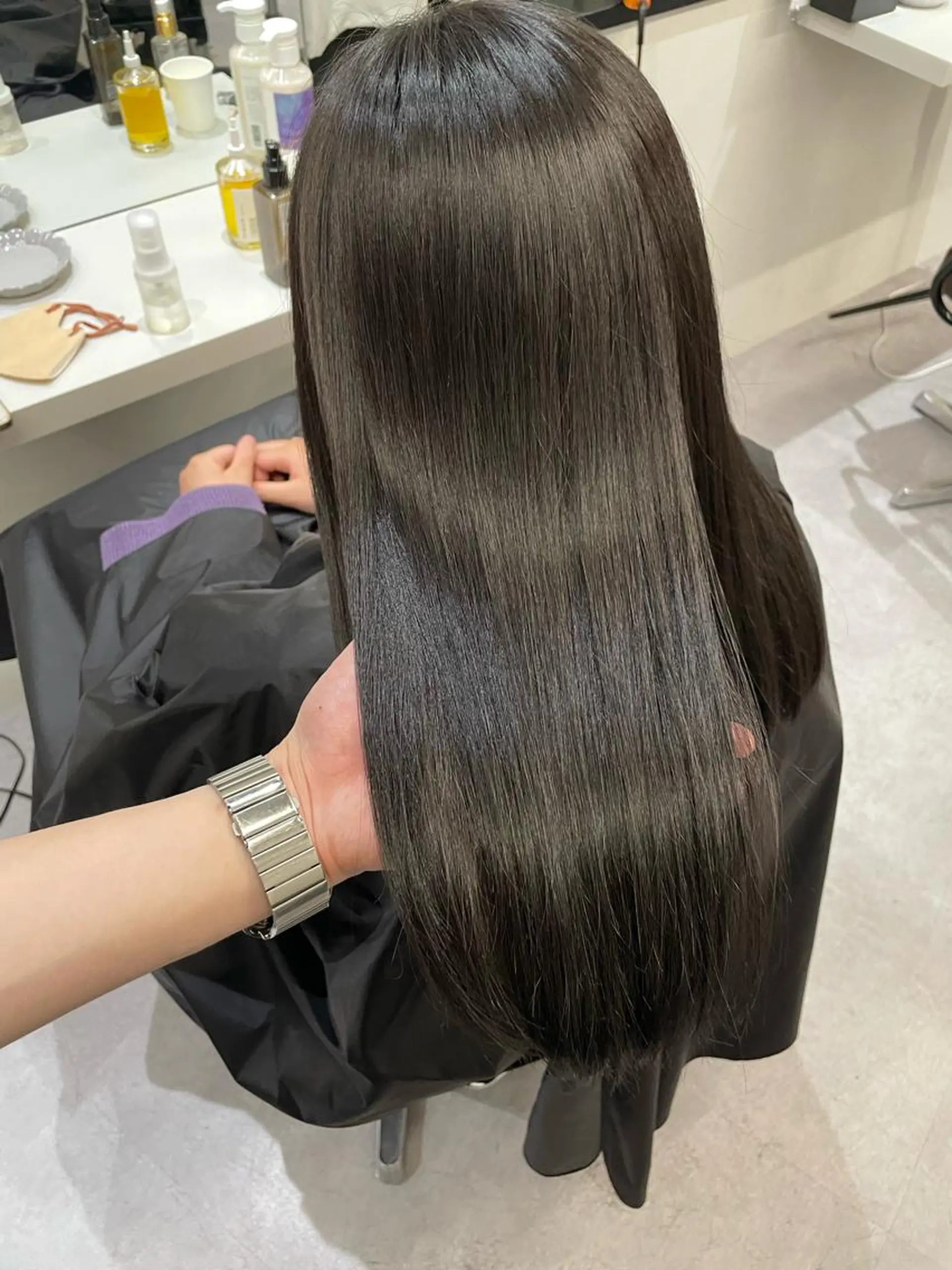 ロング 髪質改善、縮毛矯正 酸性縮毛矯正のヘアスタイル