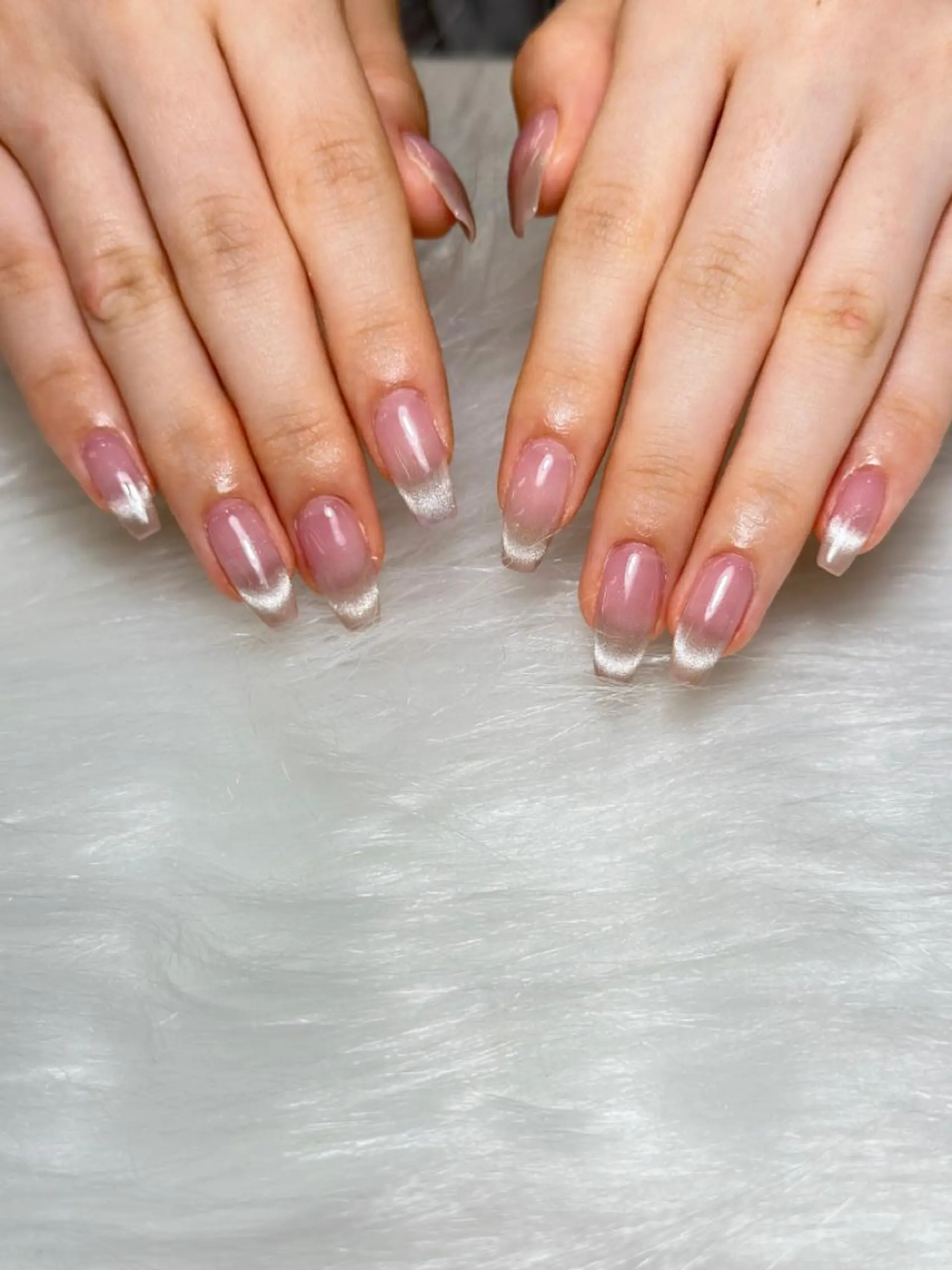 ネイル ハンドネイル Mona【パラジェル ・長さ出し専門店】のネイルデザイン