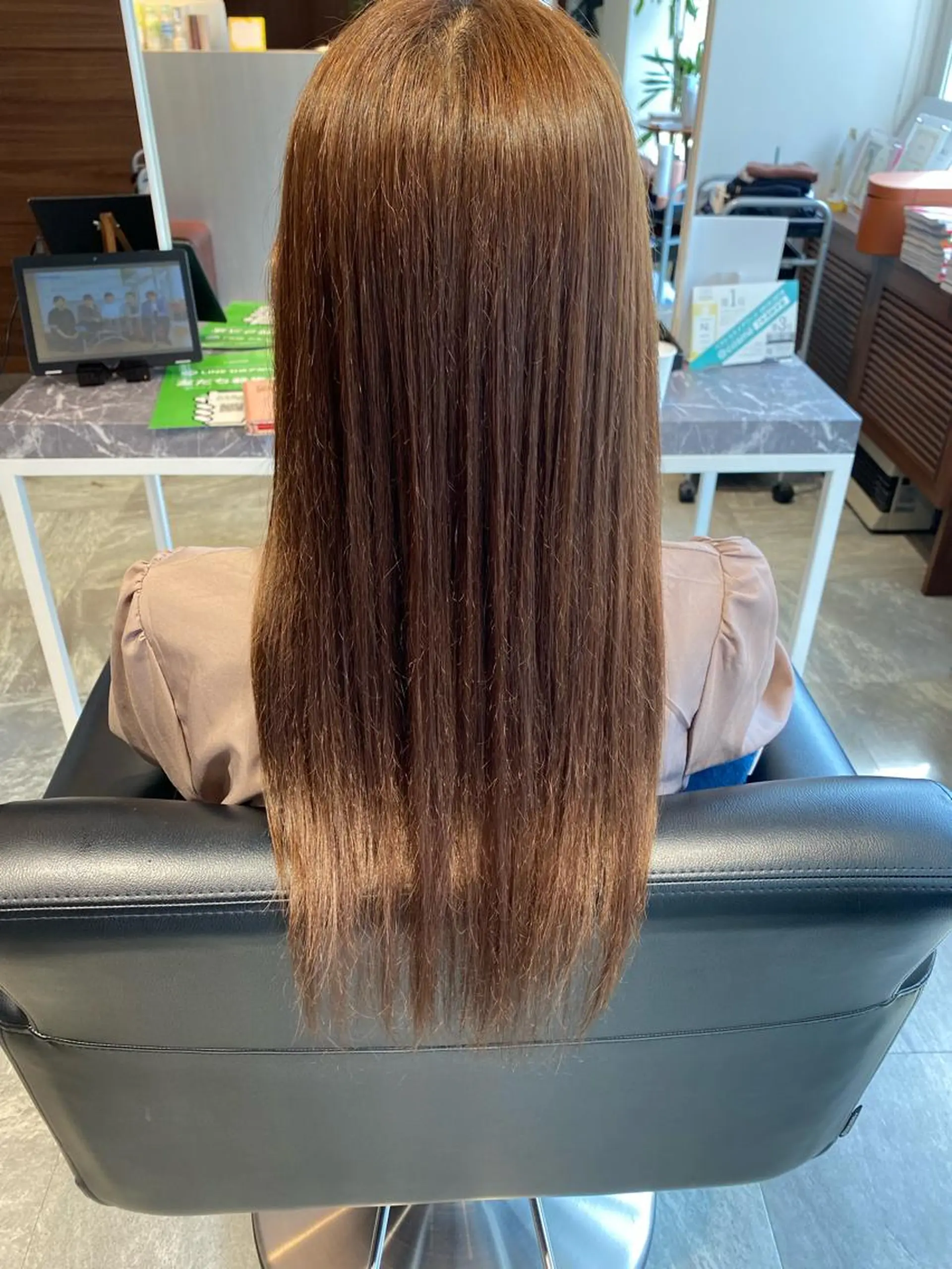 ロング カット 縮毛矯正 安田 菜摘のヘアスタイル