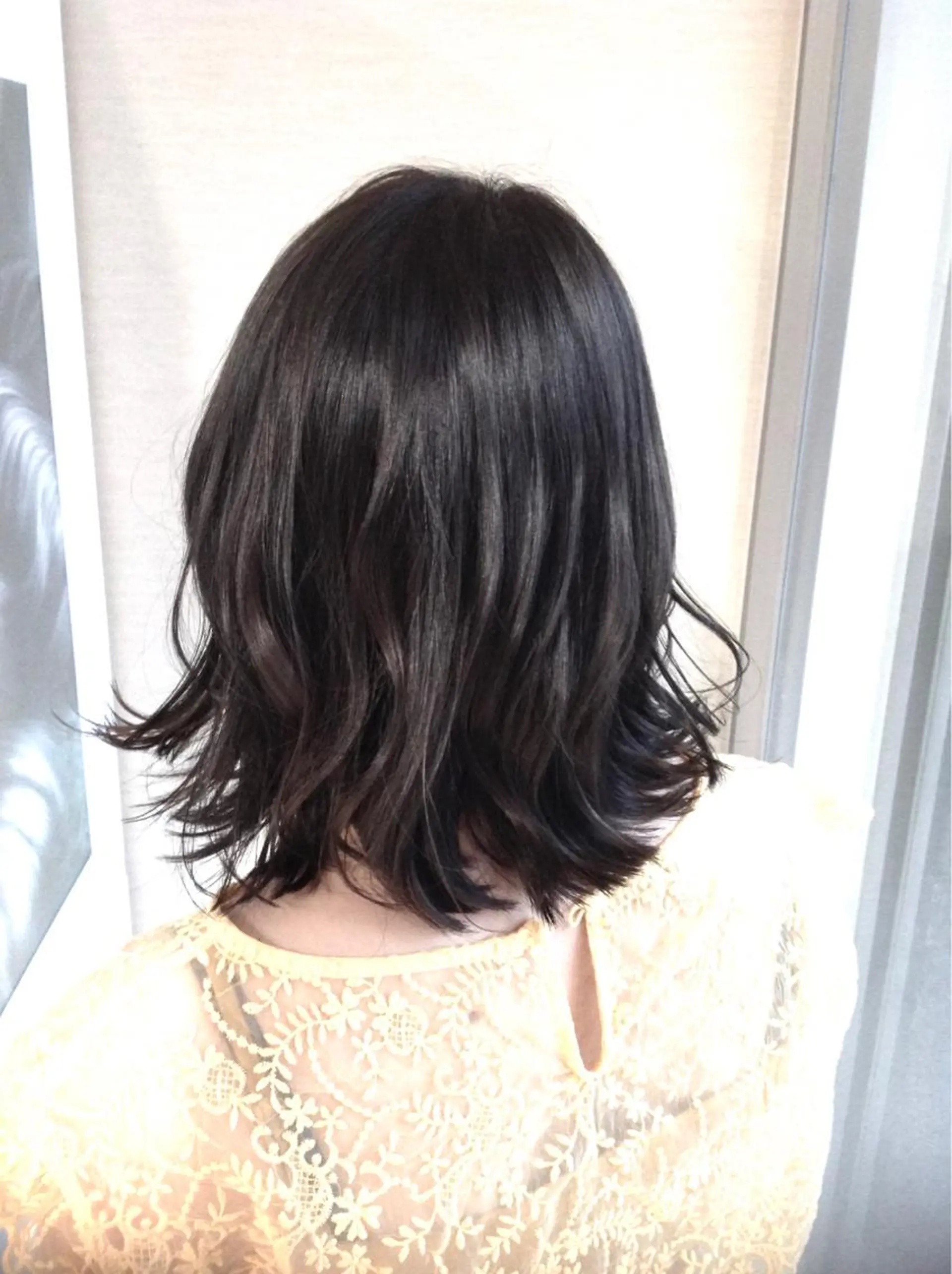 ミディアム カラー アッシュ 透明感カラー ダークアッシュ イルミナカラー エイジングケア特化 美容師✂️山崎竜二のヘアスタイル