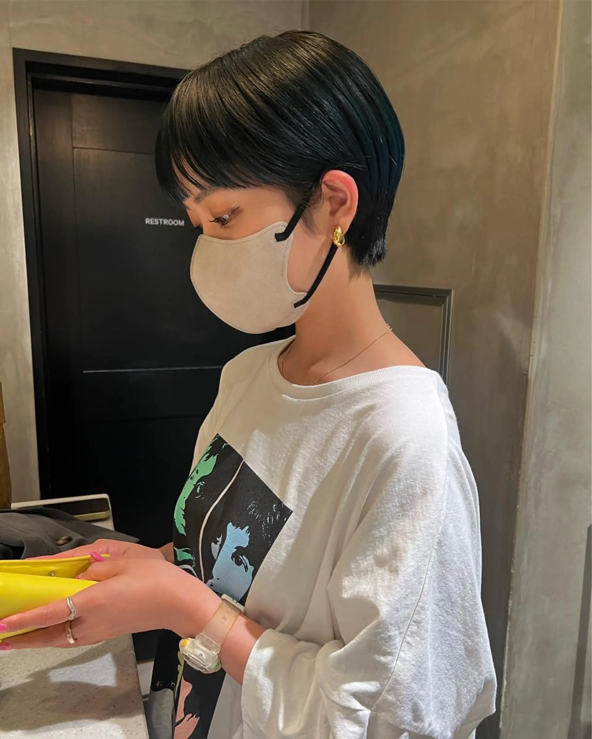 ショート カラー カット ヘアカラー トリートメント アンニュイヘア🪽 ayumiのヘアスタイル