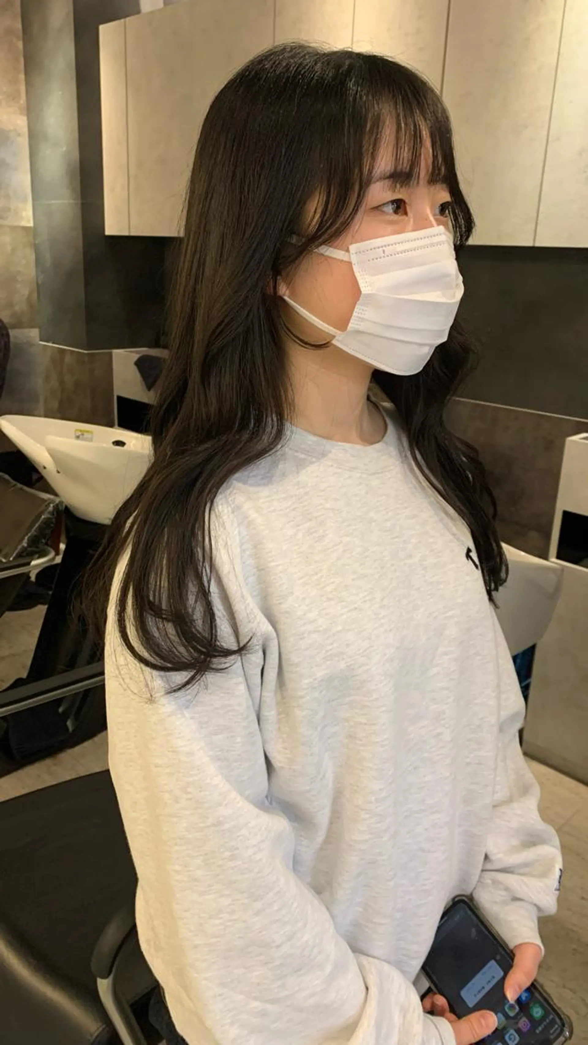 ロング カット トリートメント SAKINO． ベージュカラーのヘアスタイル