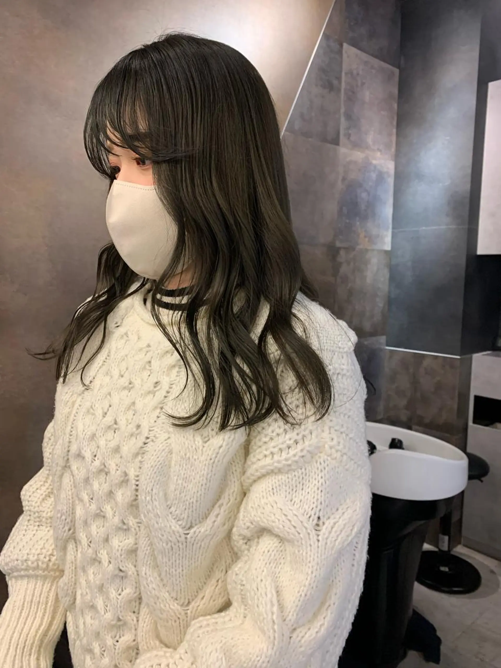 ロング カラー カット ヘアカラー SAKINO. ベージュカラーのヘアスタイル