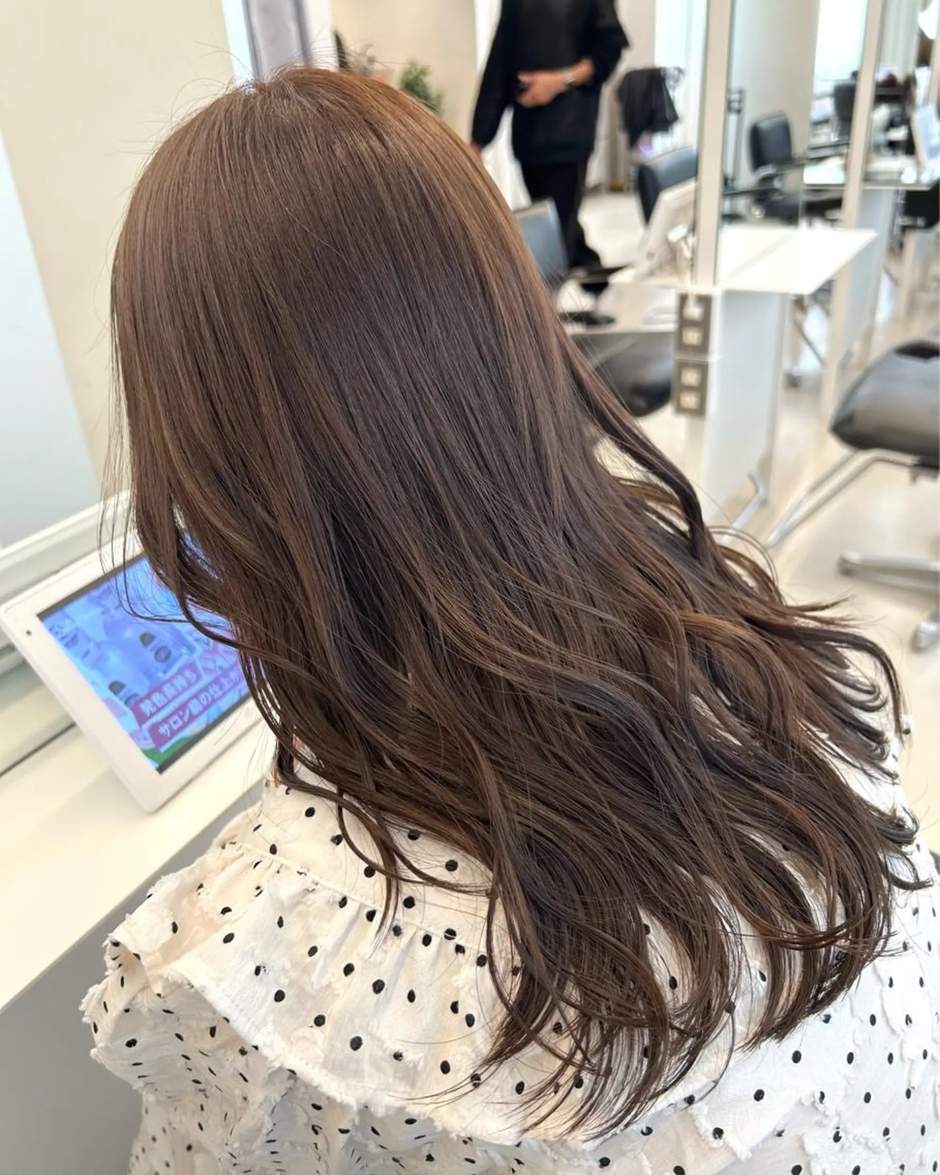 ロング カラー ヘアアレンジ ベージュカラー ブラウンカラー ブラウンベージュ 透明感カラー ナチュラルブラウン カット ヘアカラー トリートメント 池袋/韓国レイヤー 💗🐇amiのヘアスタイル