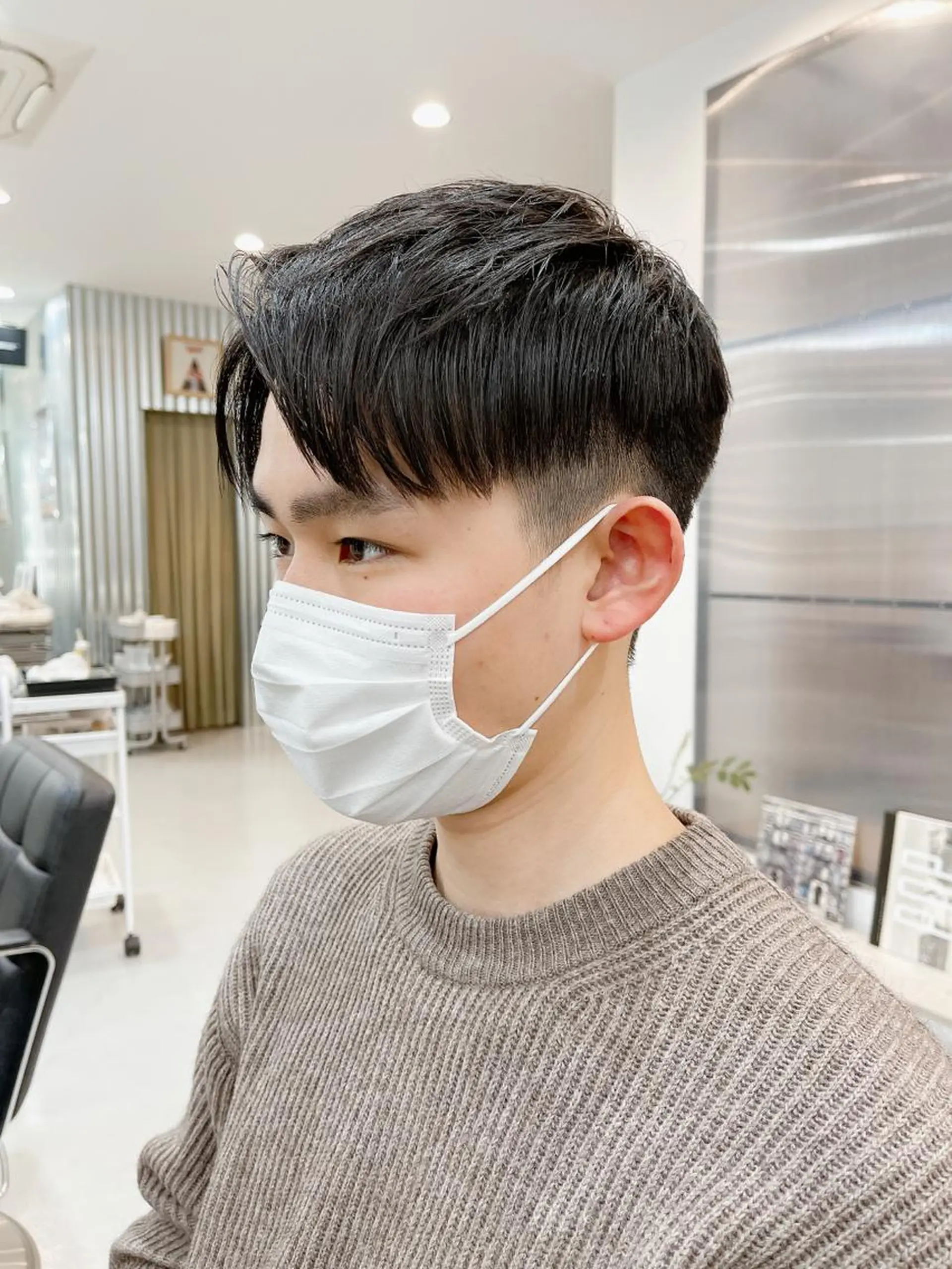 ショート パーマ メンズ センターパート カット パーマ メンズパーマ タカキリョウのヘアスタイル