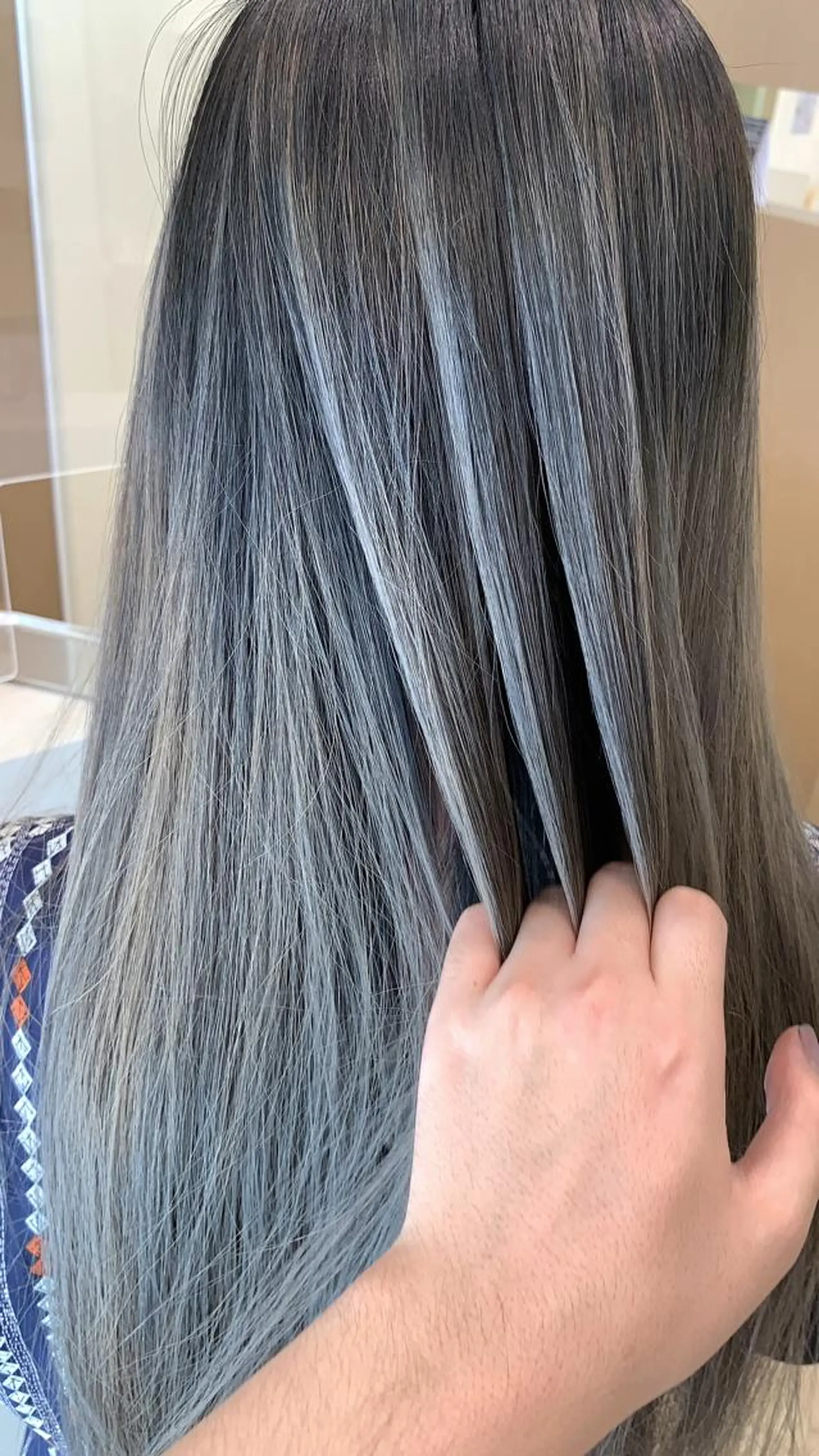 ロング ヘアカラー トリートメント 💎髪質改善/縮毛 矯正💎メンズパーマのヘアスタイル