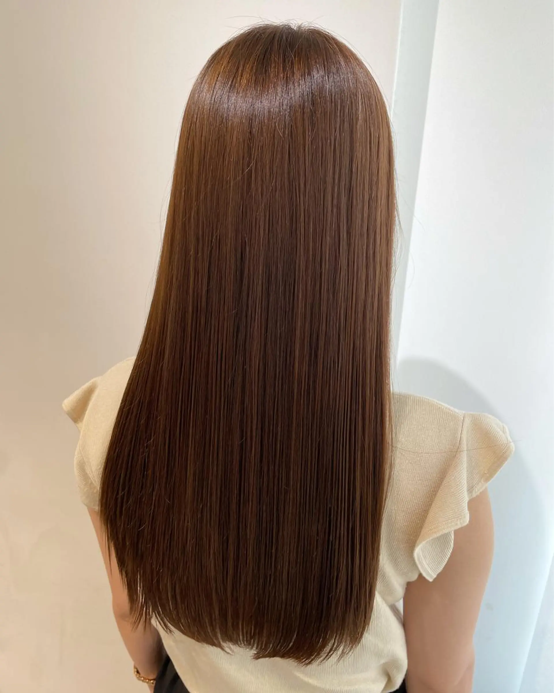 ロング カラー ベージュカラー カット ヘアカラー トリートメント 過去一の柔髪ヘア 🌿einshairのヘアスタイル