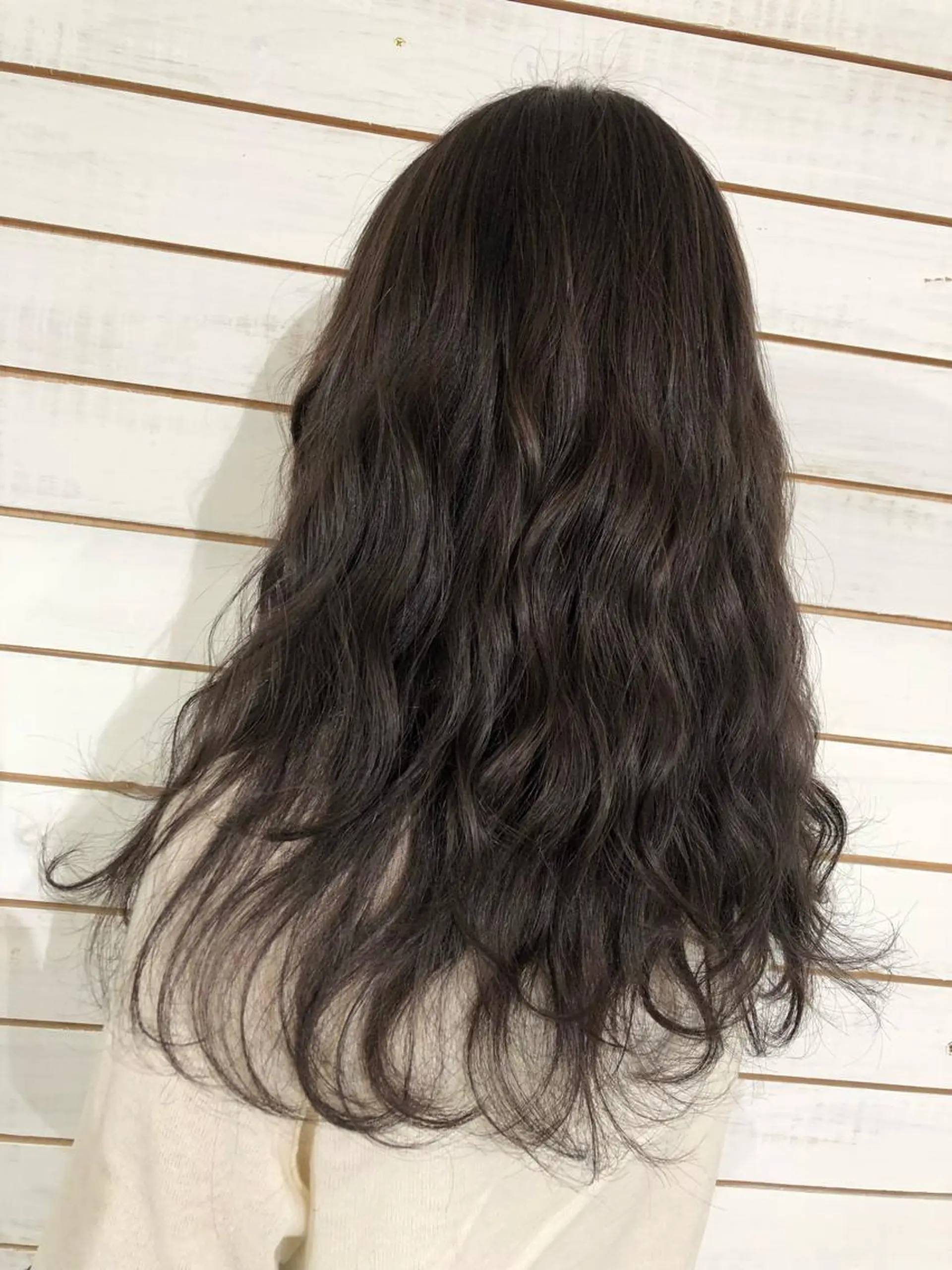 セミロング カラー アッシュ アッシュブラウン ブラウンカラー ヘアカラー トリートメント 🧡艶髪ちゅるん髪 🫧🧡YUKI❄️のヘアスタイル