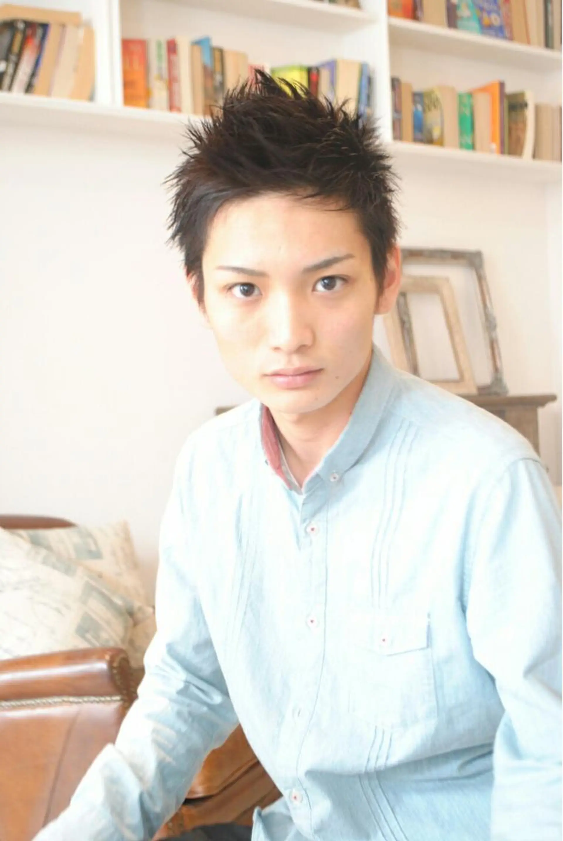 ショート カラー メンズ 川俣 洋仁のヘアスタイル