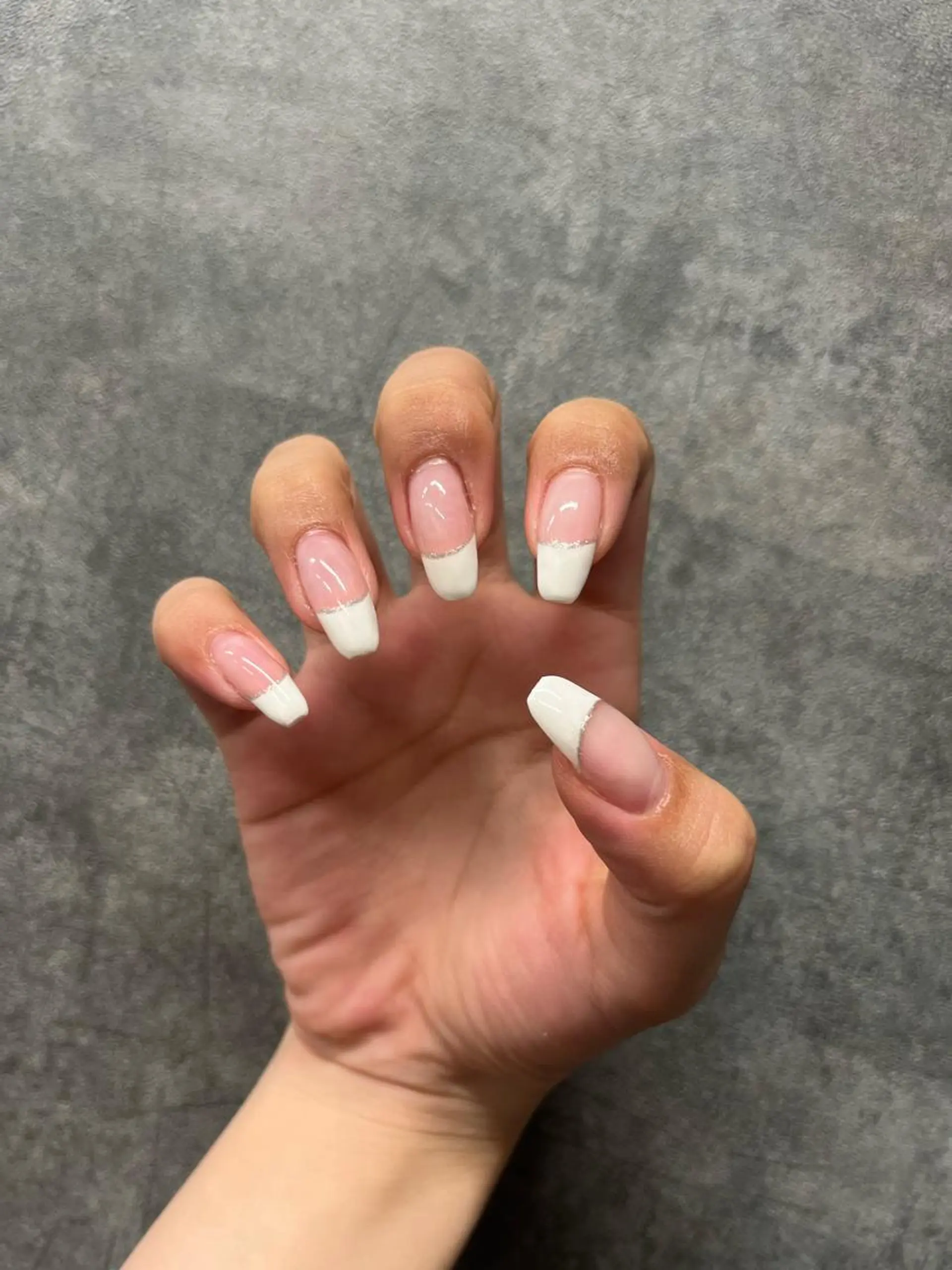 ネイル フレンチネイル aloalo MIKAのネイルデザイン