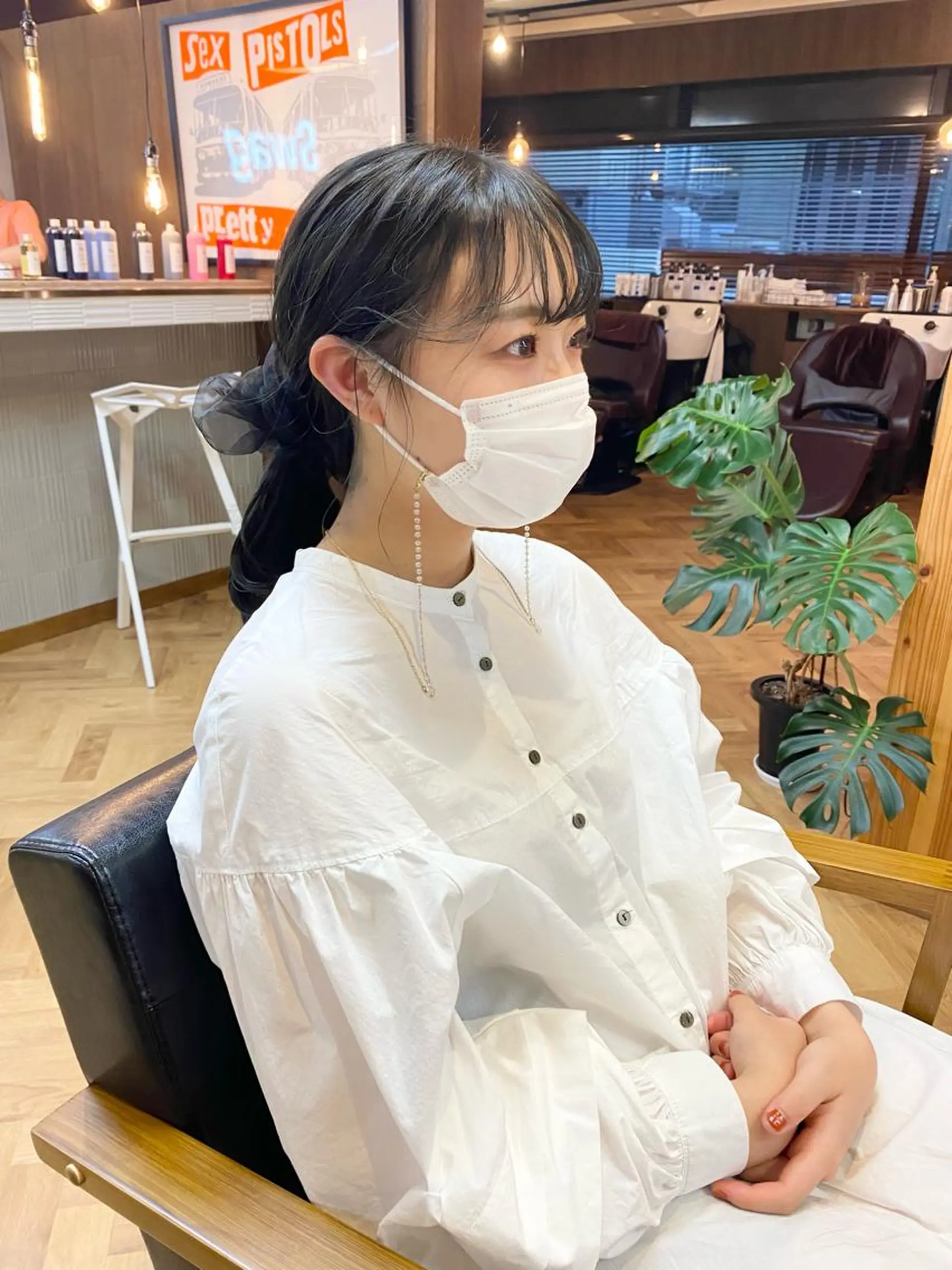 セミロング デザインカラー/ボブ ブリーチカラー/ユリのヘアスタイル