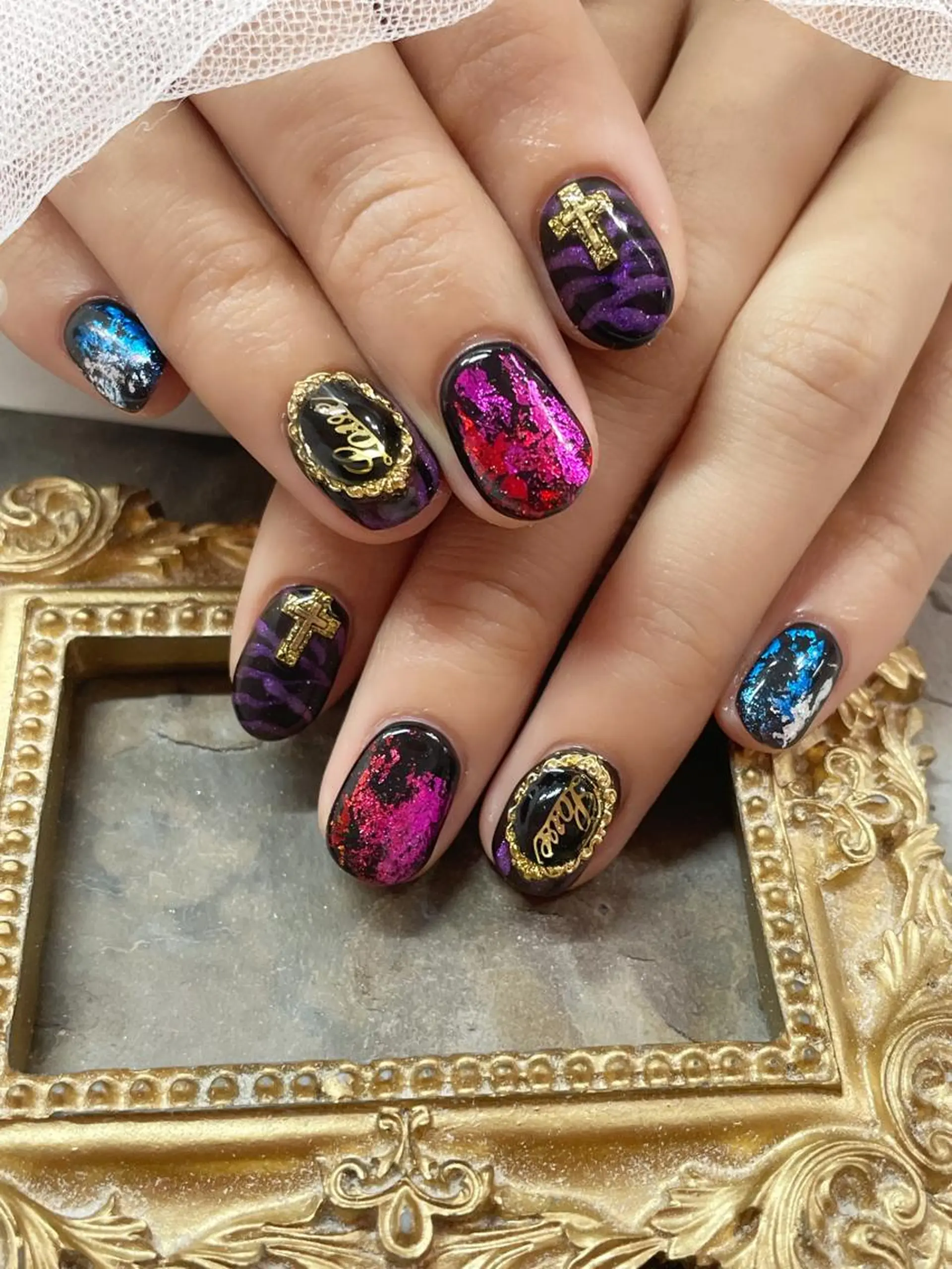 ネイル ハンドネイル マジック ミラーのネイルデザイン