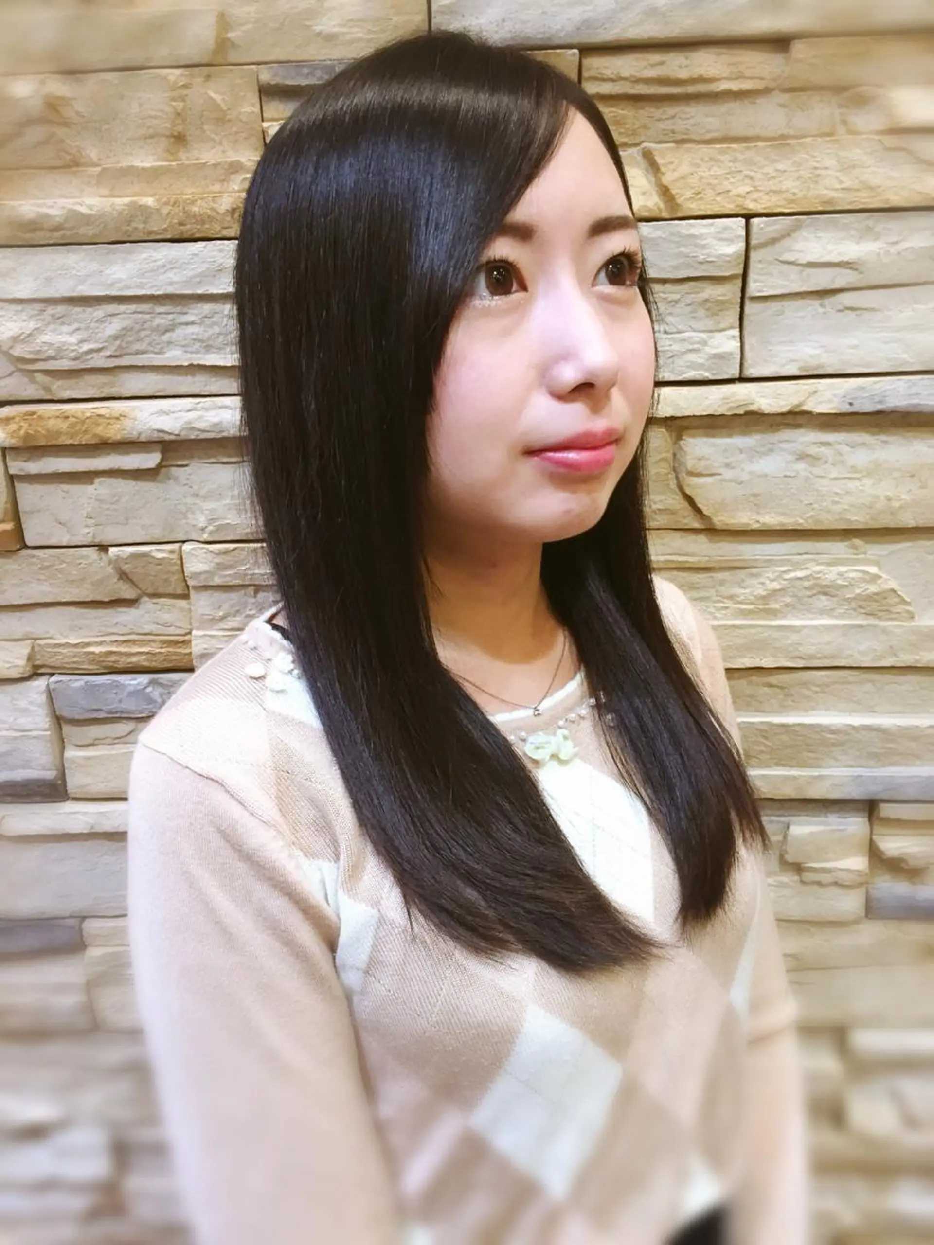 セミロング パーマ ストレートパーマ 🌈２０年目突入🎉 山口のヘアスタイル