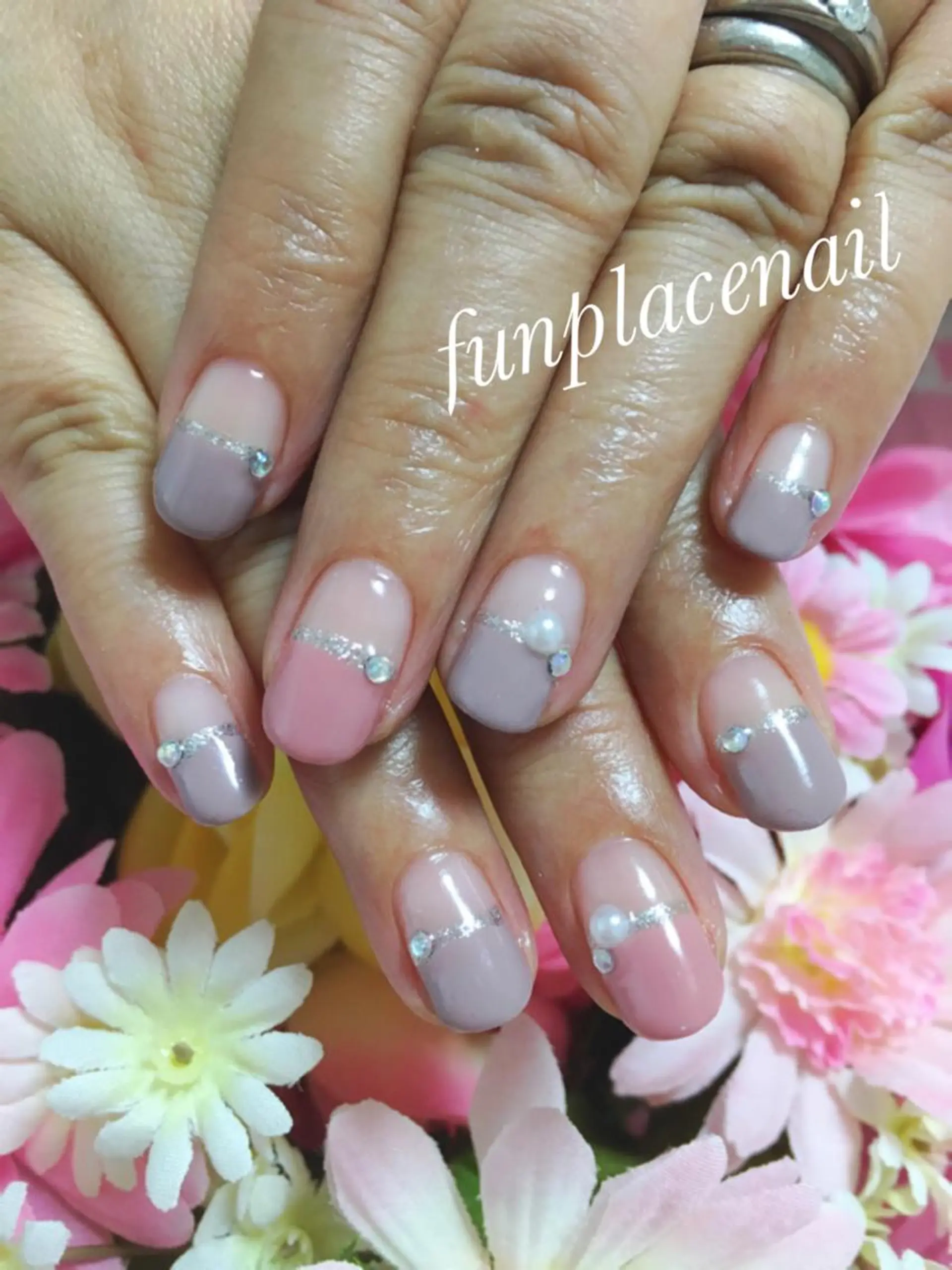 ショート ミディアム セミロング ロング カラー パーマ ヘアアレンジ メンズ キッズ ネイル マツエク・マツパ nail salon&school felice所属・フェリーチェ瑞江店 新山のネイルデザイン