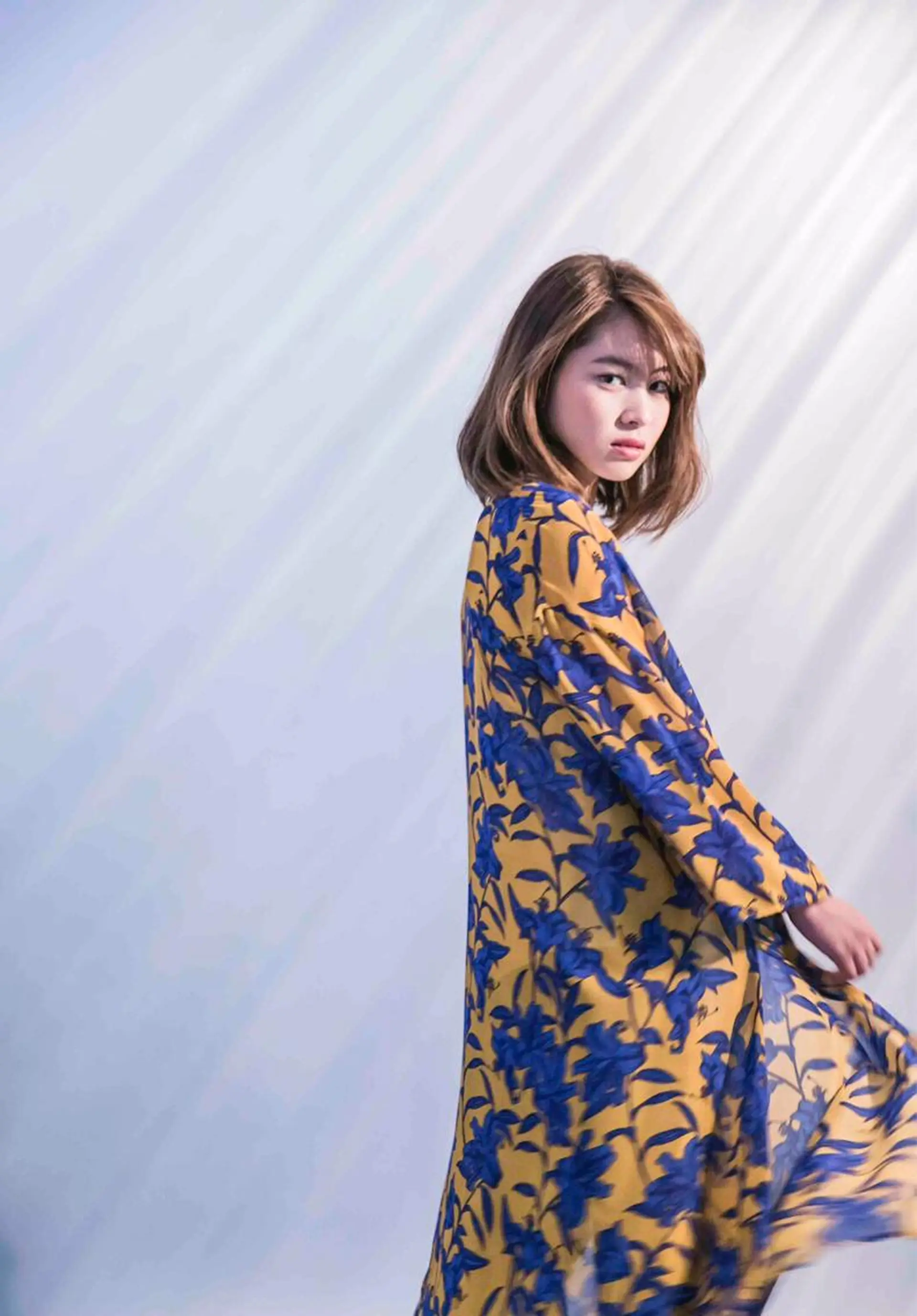 ミディアム カラー パーマ アドミラルYoshi oのヘアスタイル