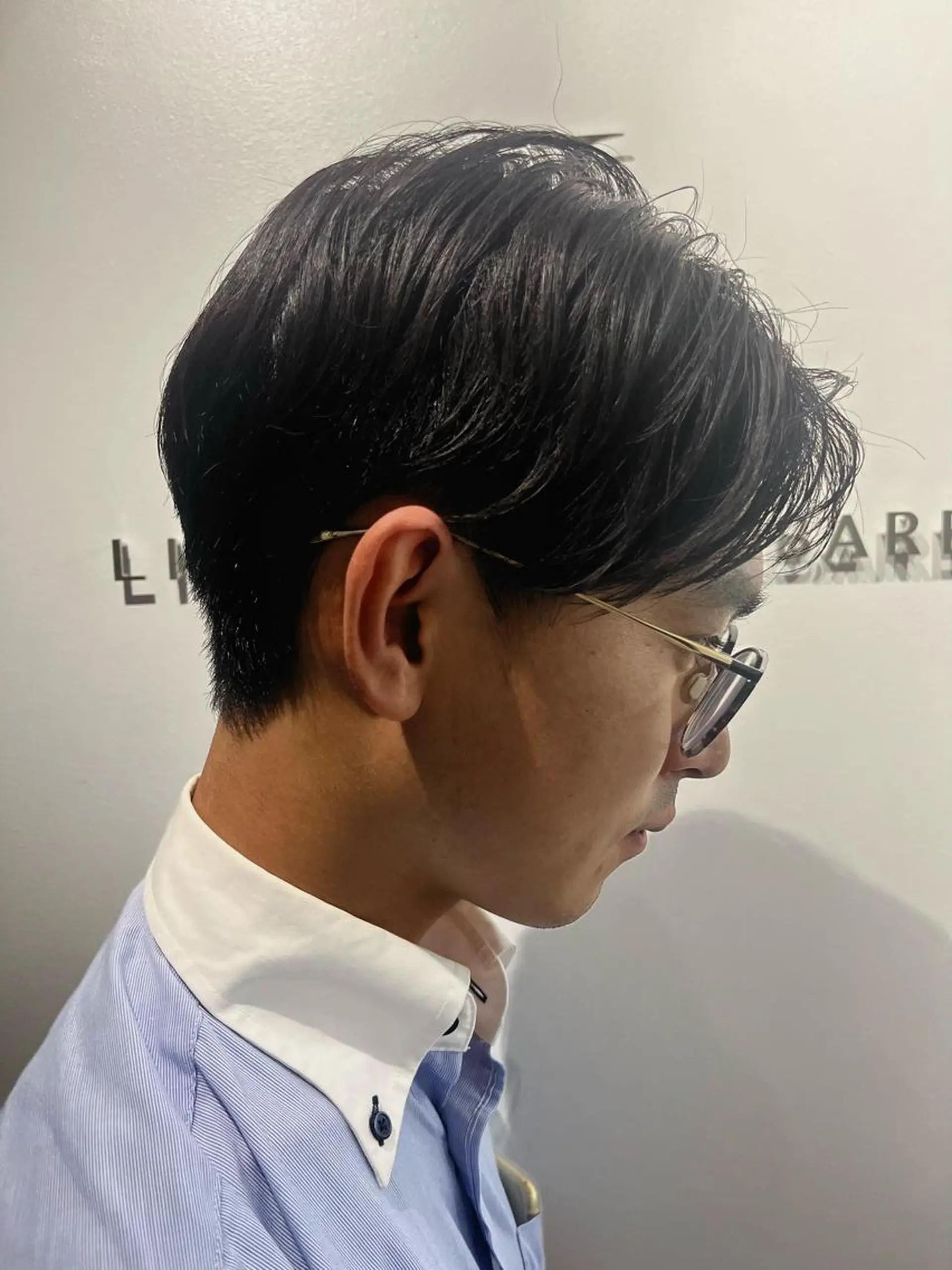 ショート メンズ センターパート フェードカット マンバンヘア モヒカン マッシュ カット HANA ハナのヘアスタイル