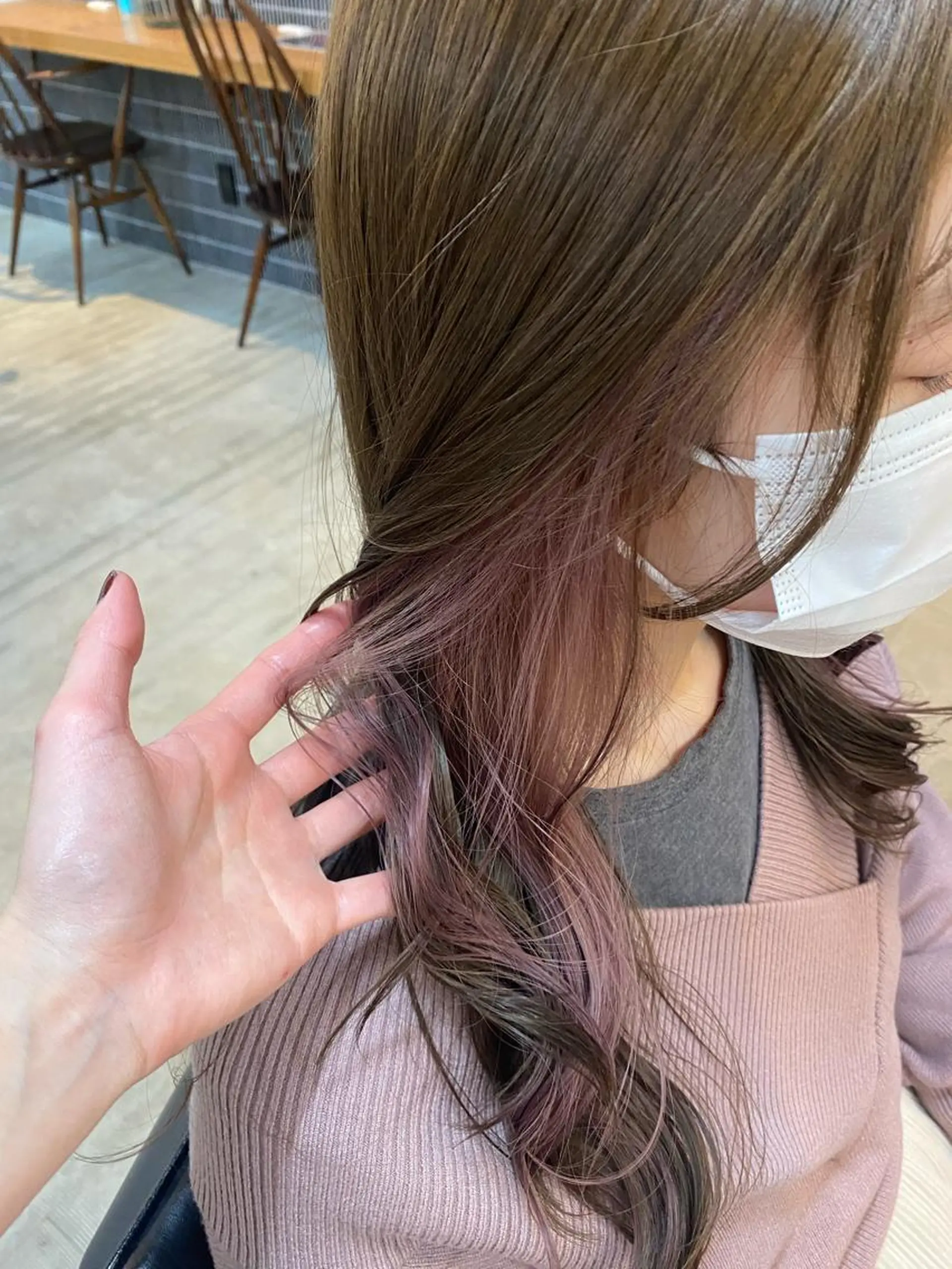 セミロング カラー 田口 樹理のヘアスタイル