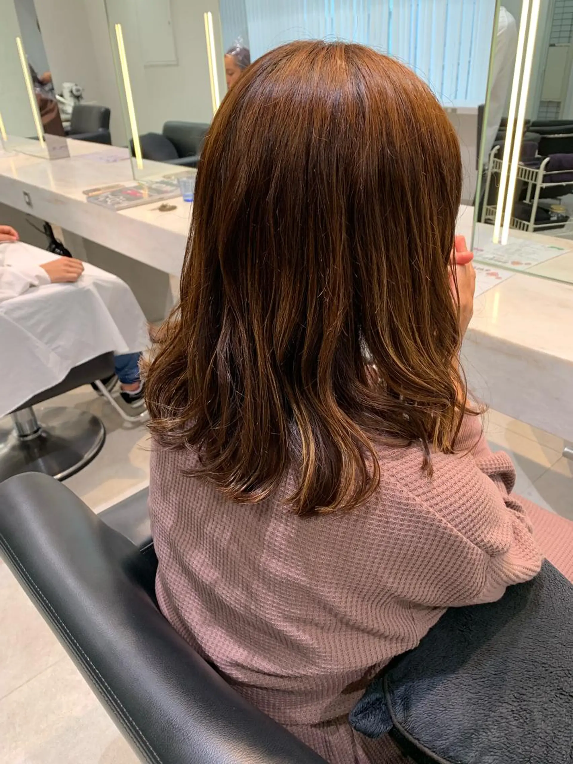 セミロング 🫧透明感カラー/ ボブ/小笠原汐海🪽のヘアスタイル