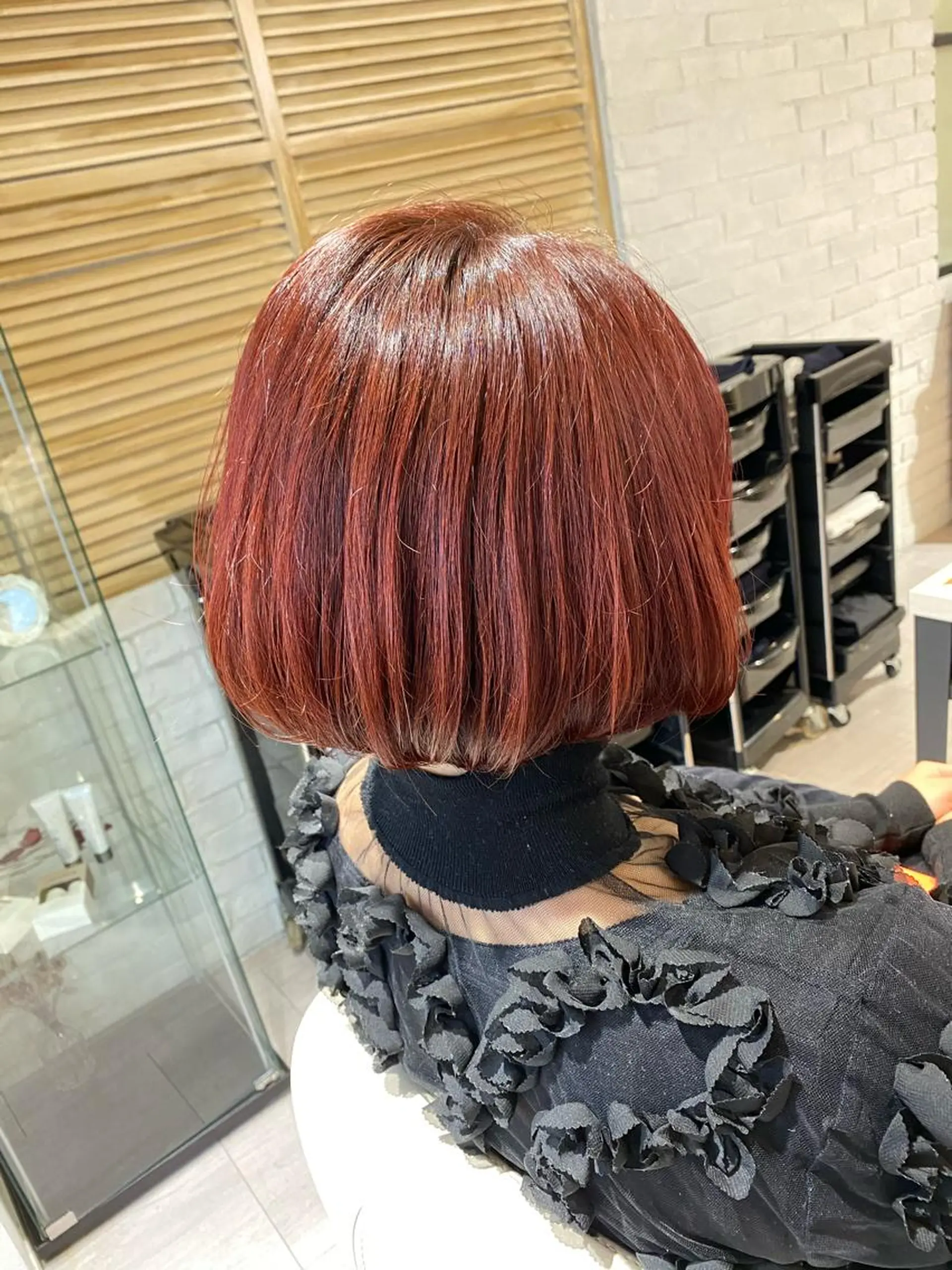 ミディアム カラー ブリーチ ブリーチなしカラー ピンクカラー 金子 富士のヘアスタイル