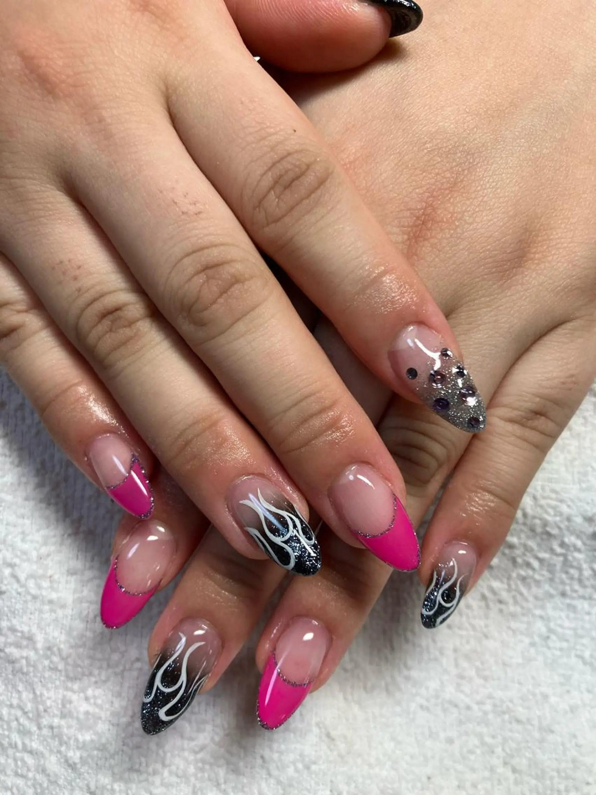 ネイル rukianail 新里のネイルデザイン