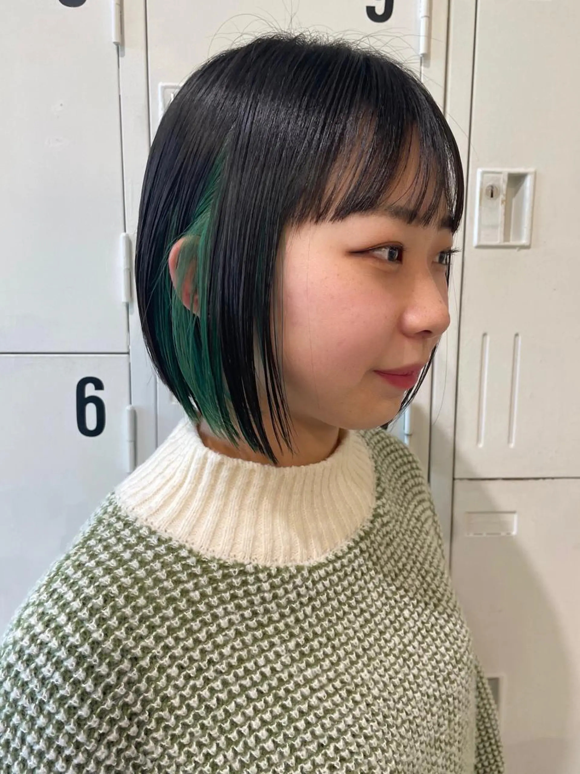 ミディアム カラー ボブ ウルフ/似合わせ レイヤー/RIHOのヘアスタイル