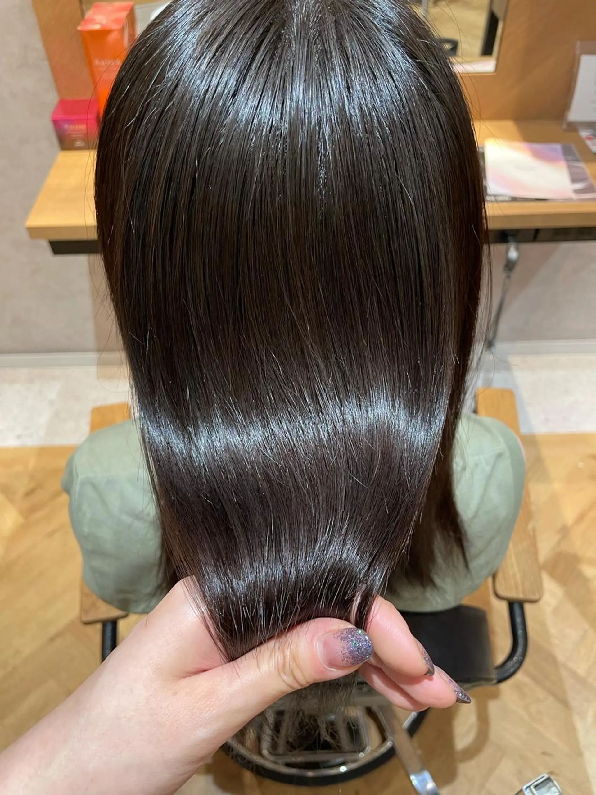 セミロング 縮毛矯正 porto みなみのヘアスタイル