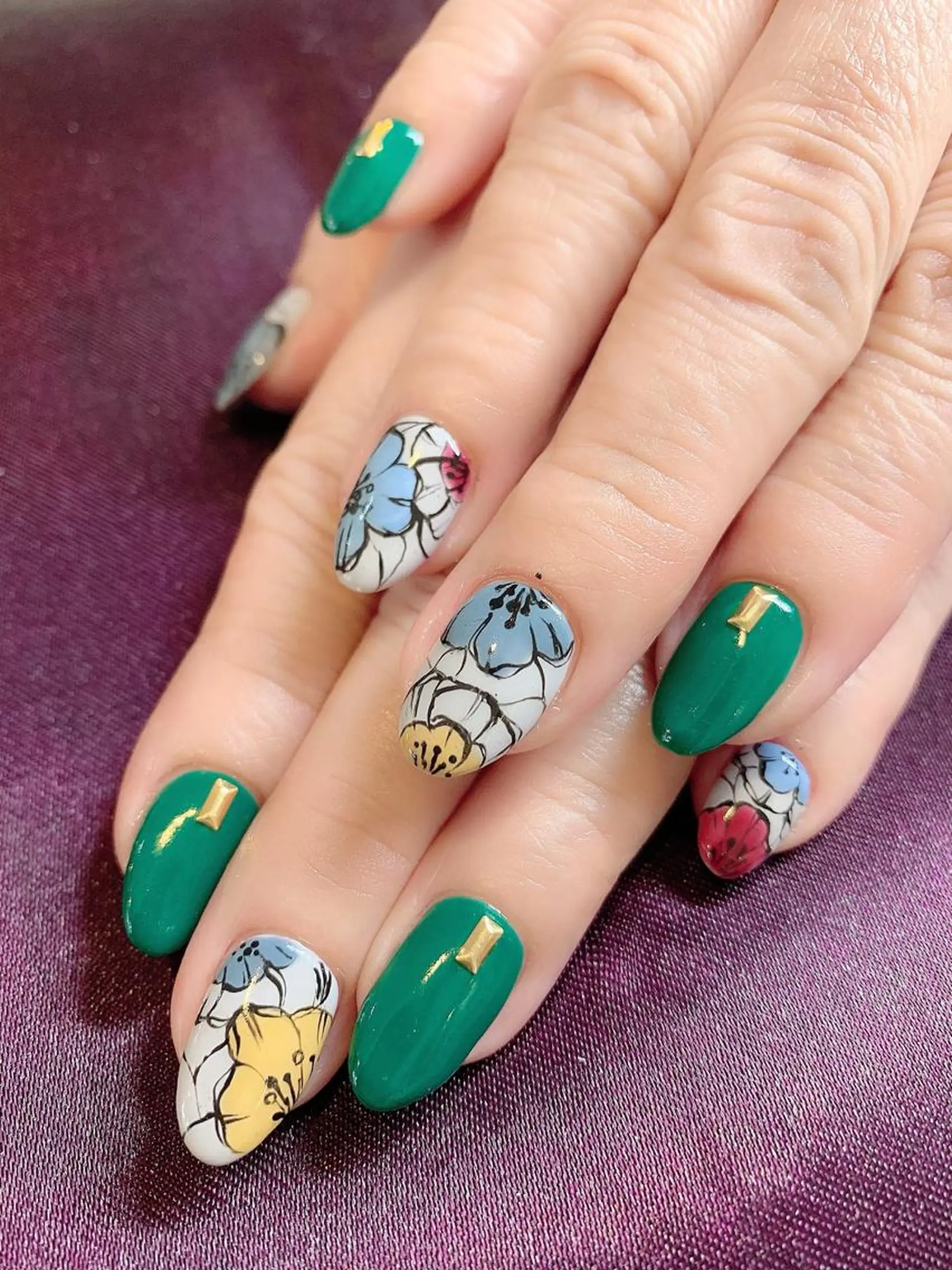 ネイル Angeailes〜アンジュエール〜所属・開運ネイル Angeailesのネイルデザイン