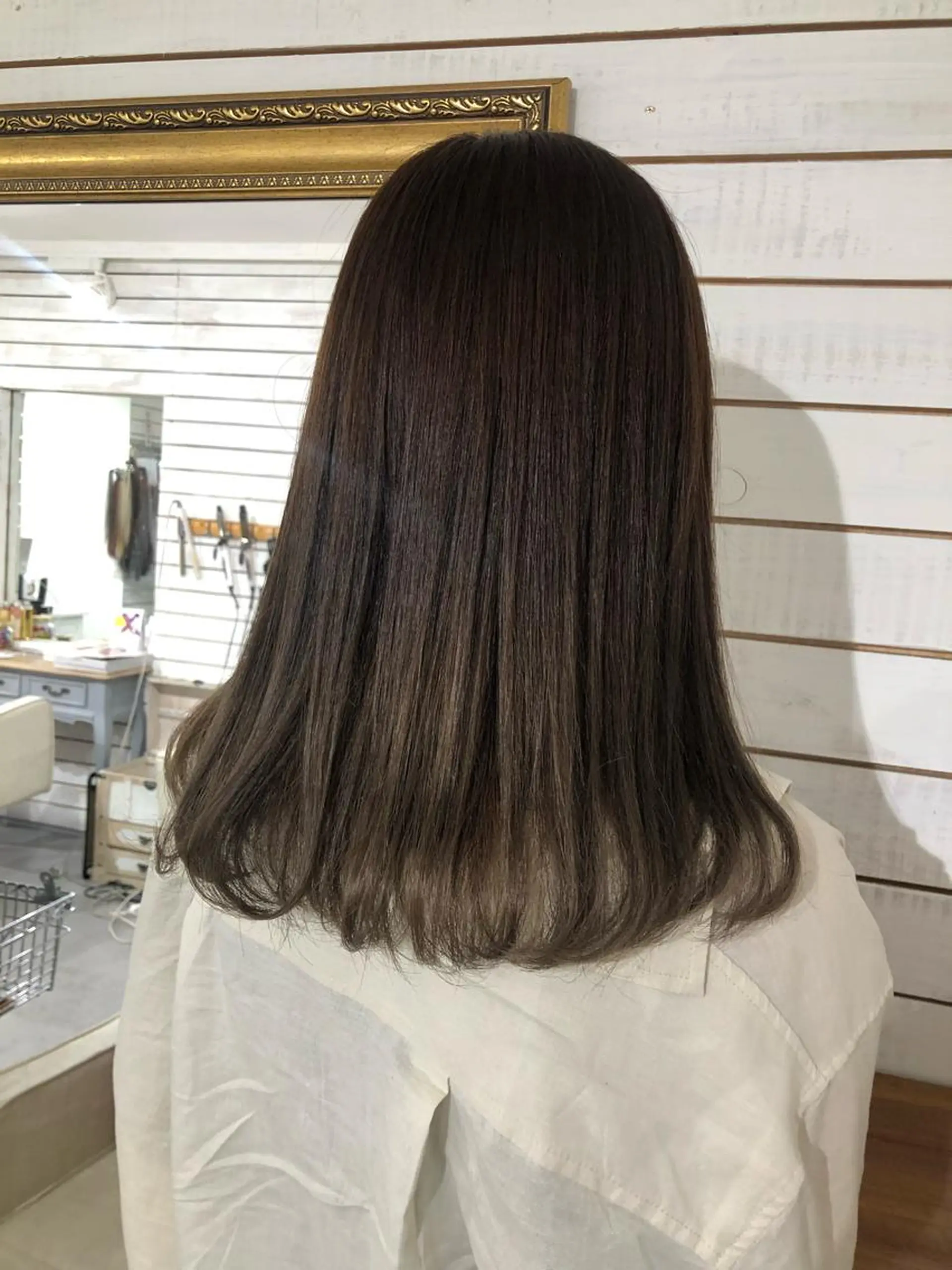 ミディアム カラー グレージュ 🦋美髪／エクステ 🦋アベイクミのヘアスタイル