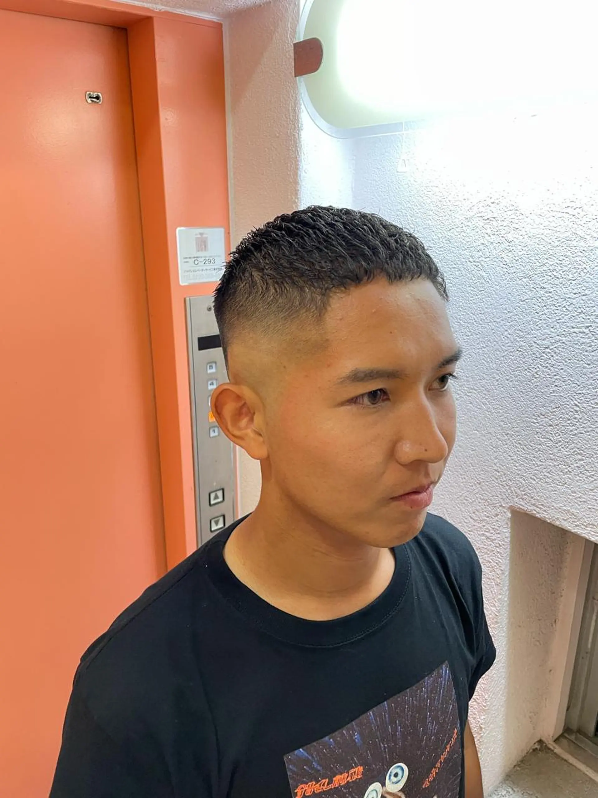 ショート 瀬波 秀行のヘアスタイル