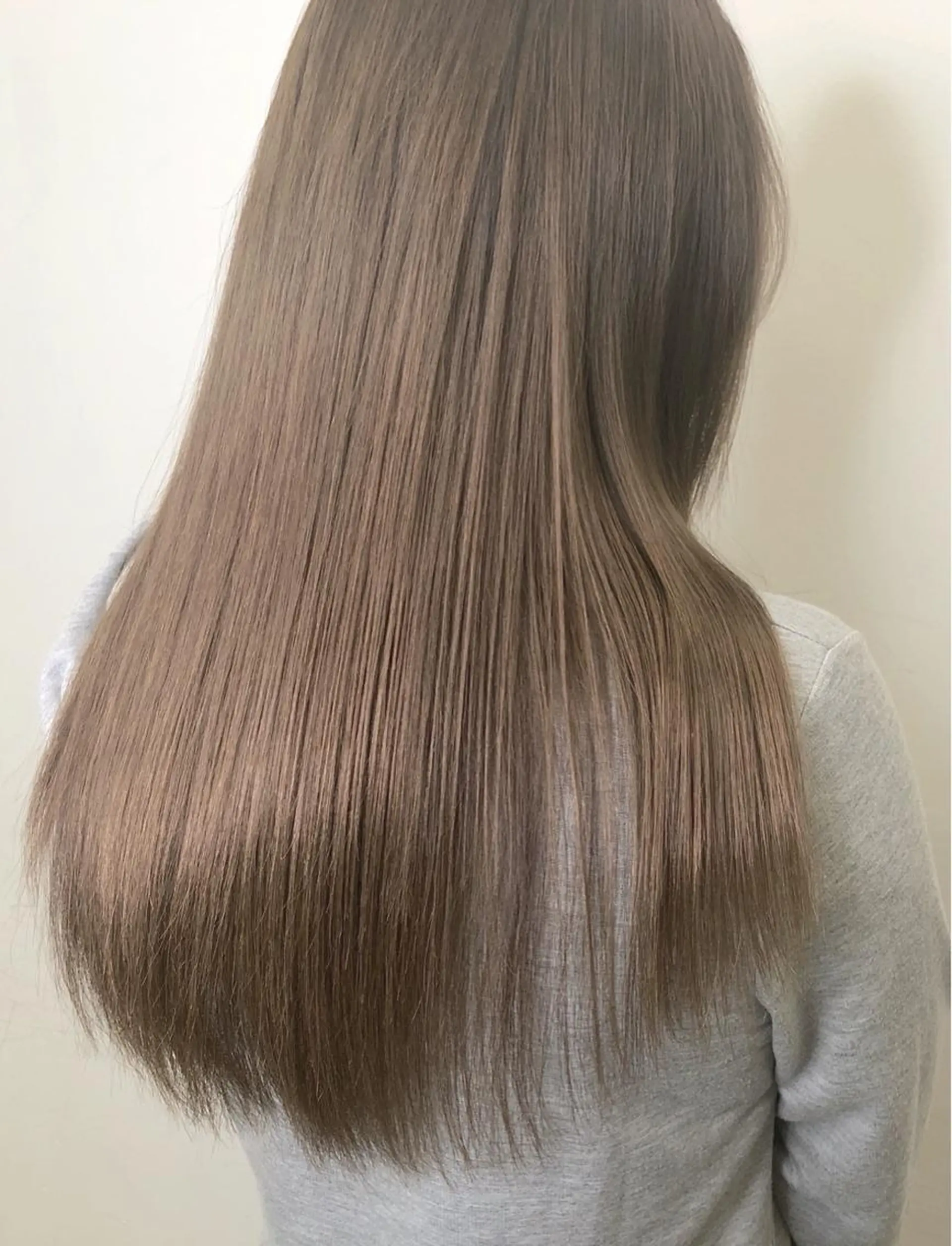 セミロング カラー ベージュカラー ブリーチ ミルクティーベージュ メンズ レイヤー ウルフ 弓木啓輔のヘアスタイル