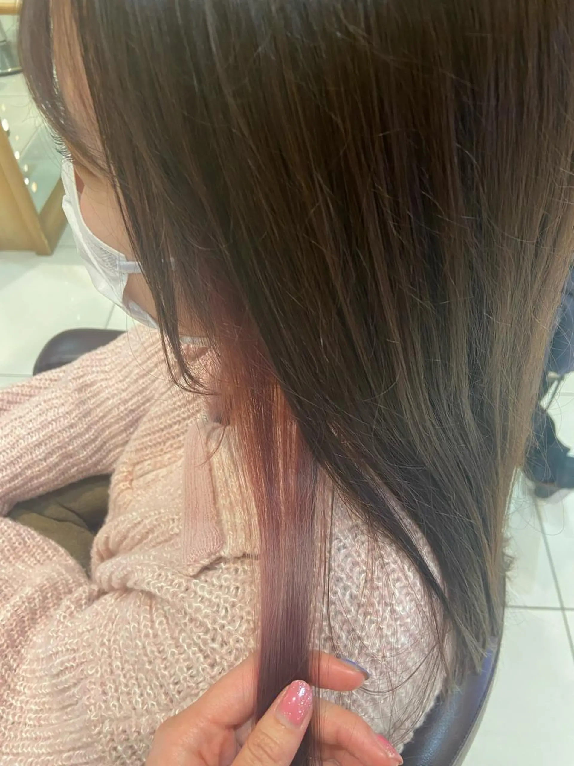 ロング カラー イヤリングカラー なつな/ 透明感カラーのヘアスタイル