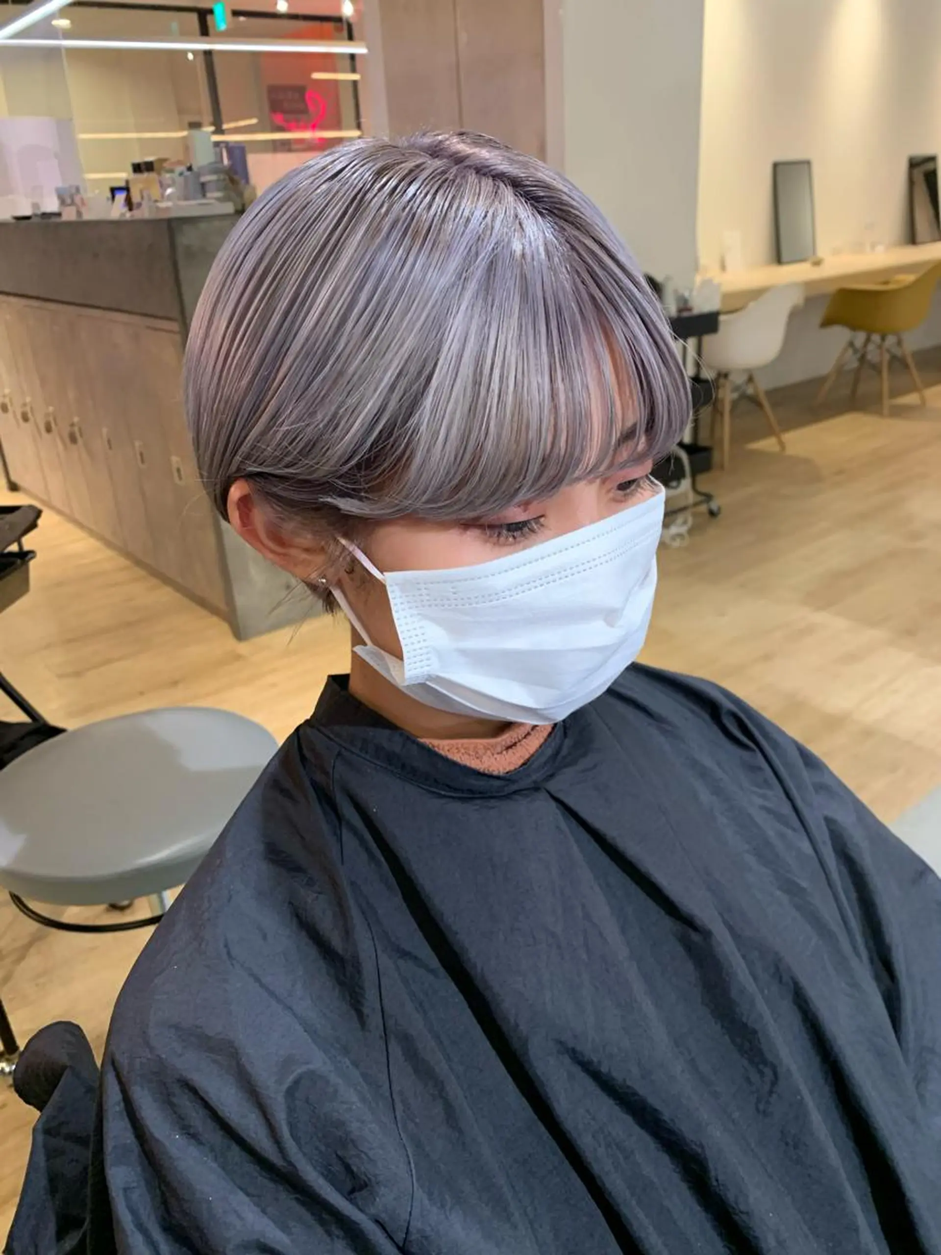 ショート カラー 美髪・シールエクステ ホソタニリョウコのヘアスタイル