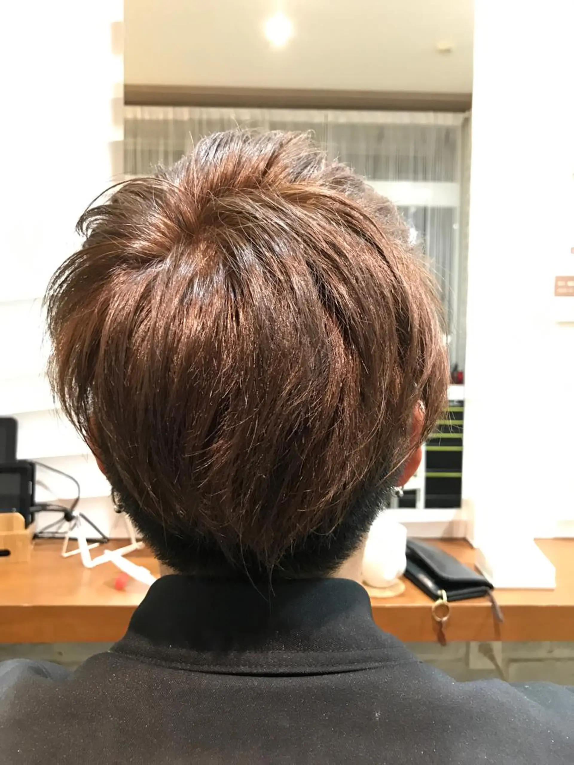 カラー メンズ 川村 綾のヘアスタイル