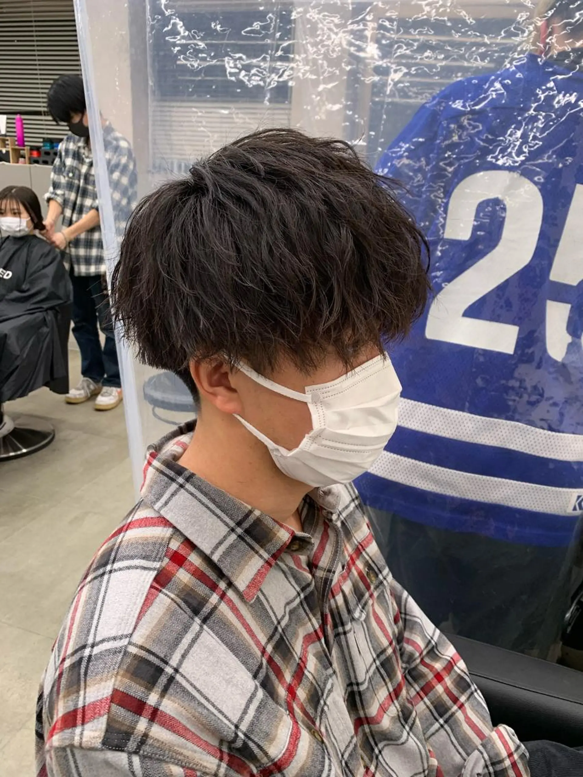 ショート カラー パーマ メンズ メンズパーマ特化 TAIGAのヘアスタイル