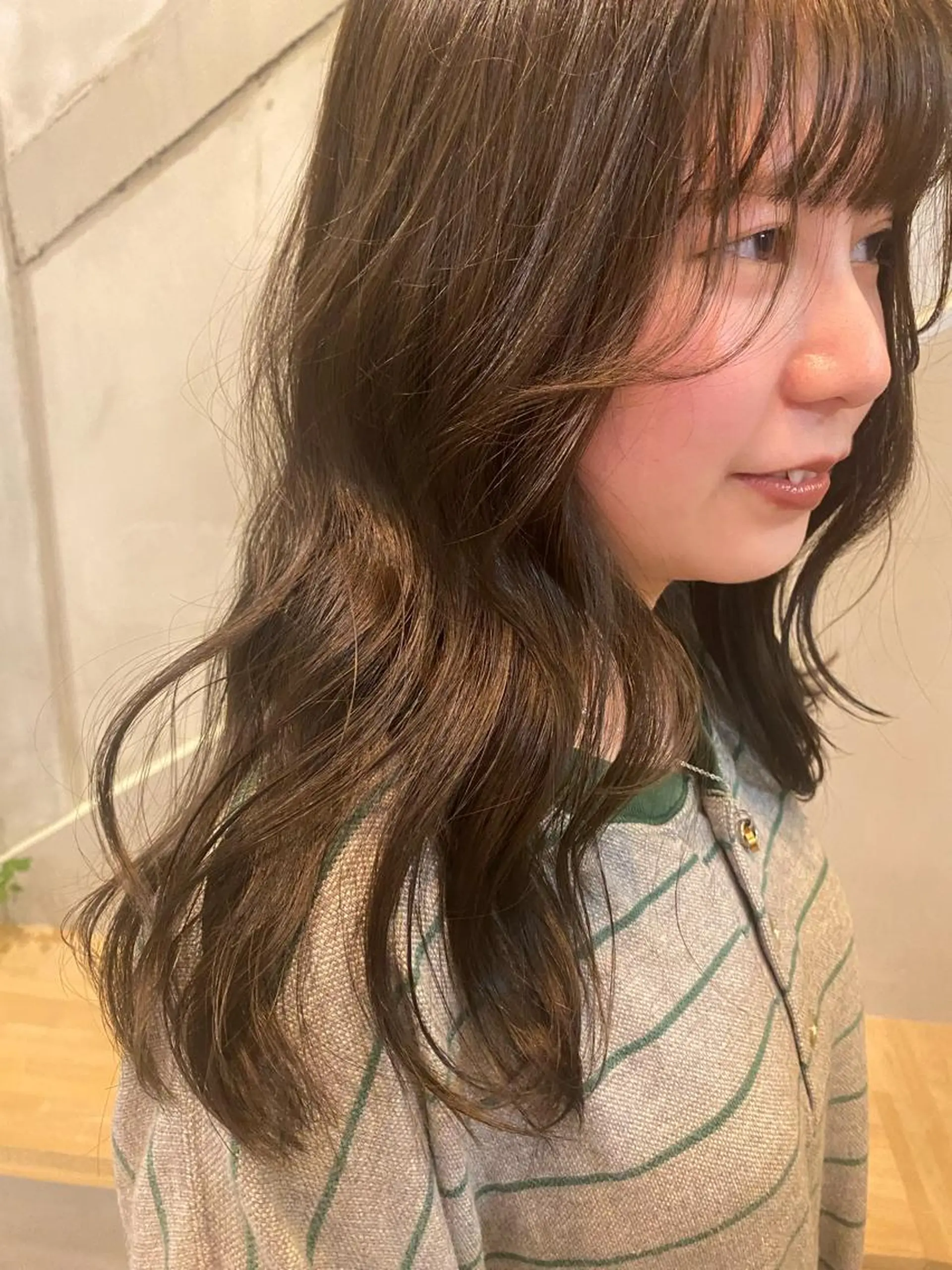 カラー 古澤 芽依のヘアスタイル