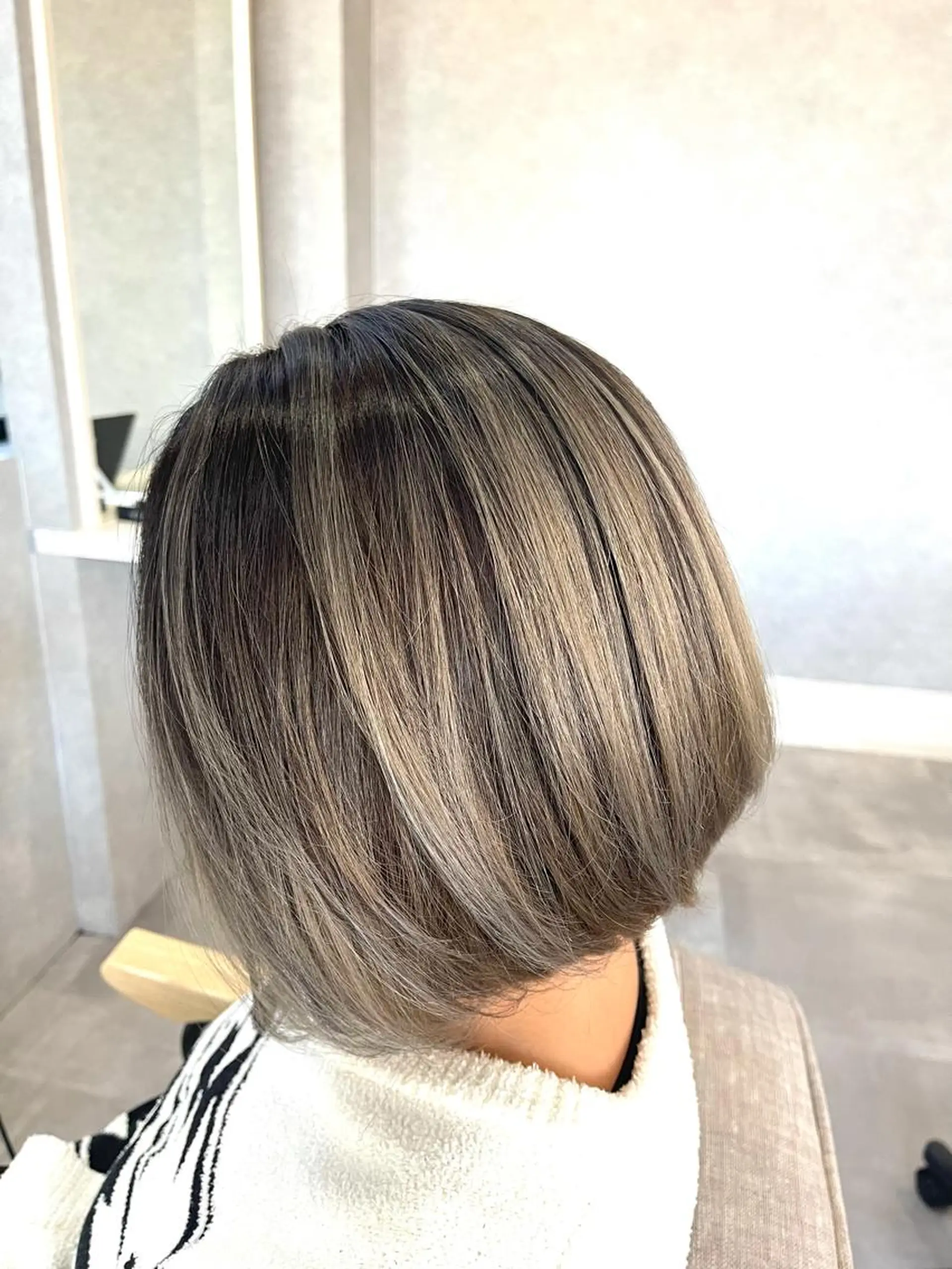 ミディアム カラー ヘアカラー 一ノ瀬 暁のヘアスタイル