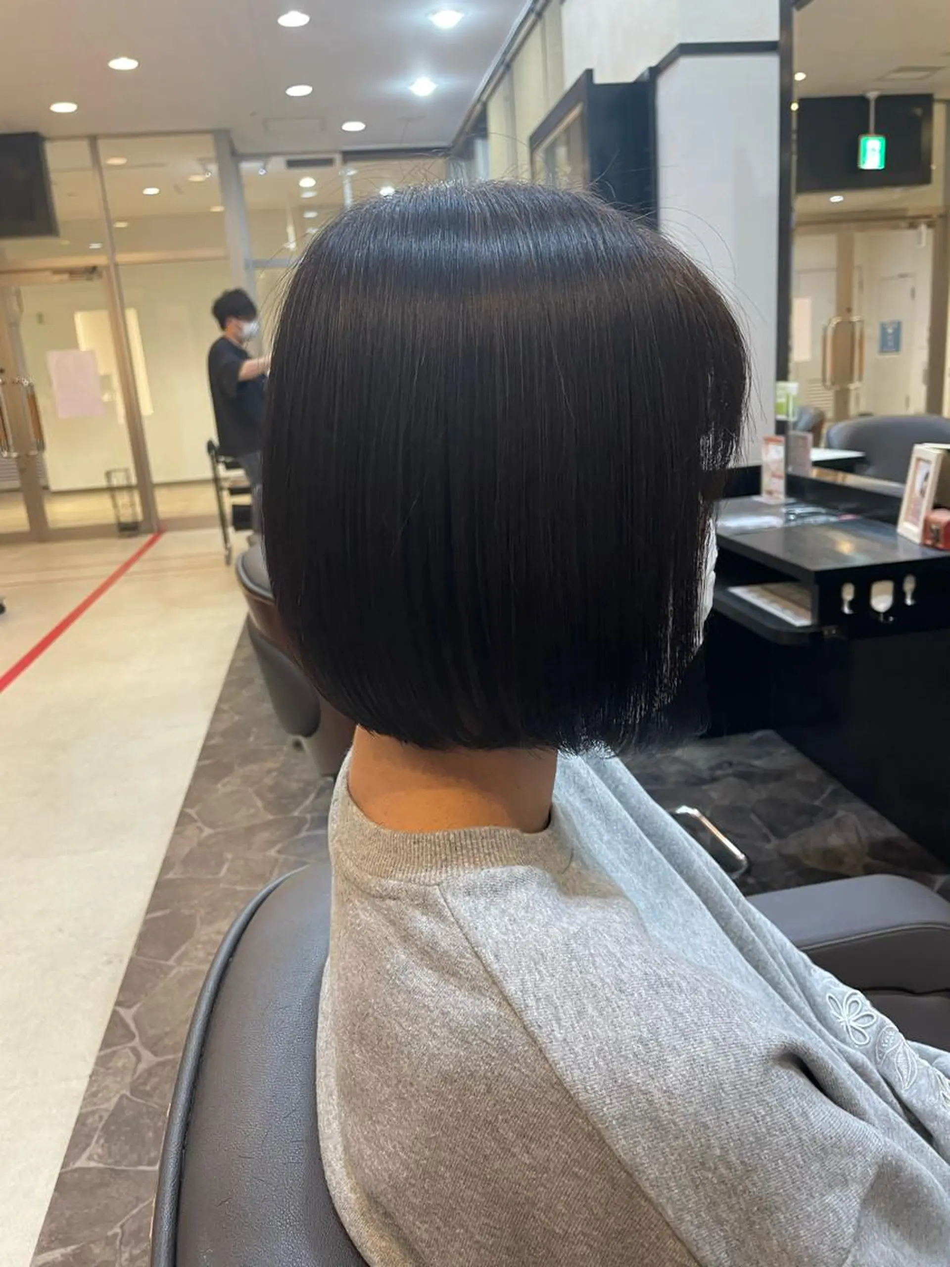 ミディアム ボブ 中尾 唯音名のヘアスタイル