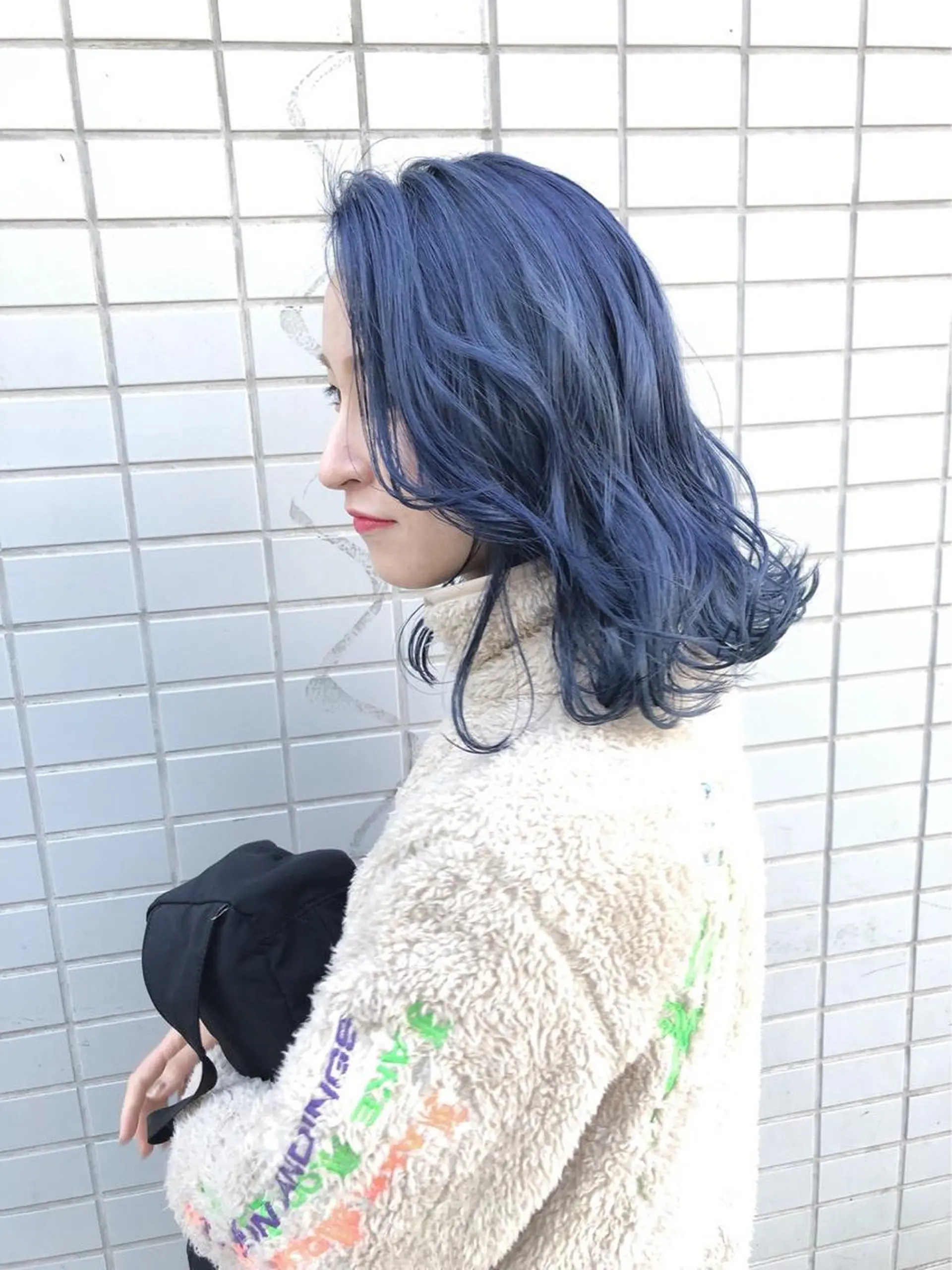 ミディアム カラー Authen. soraのヘアスタイル