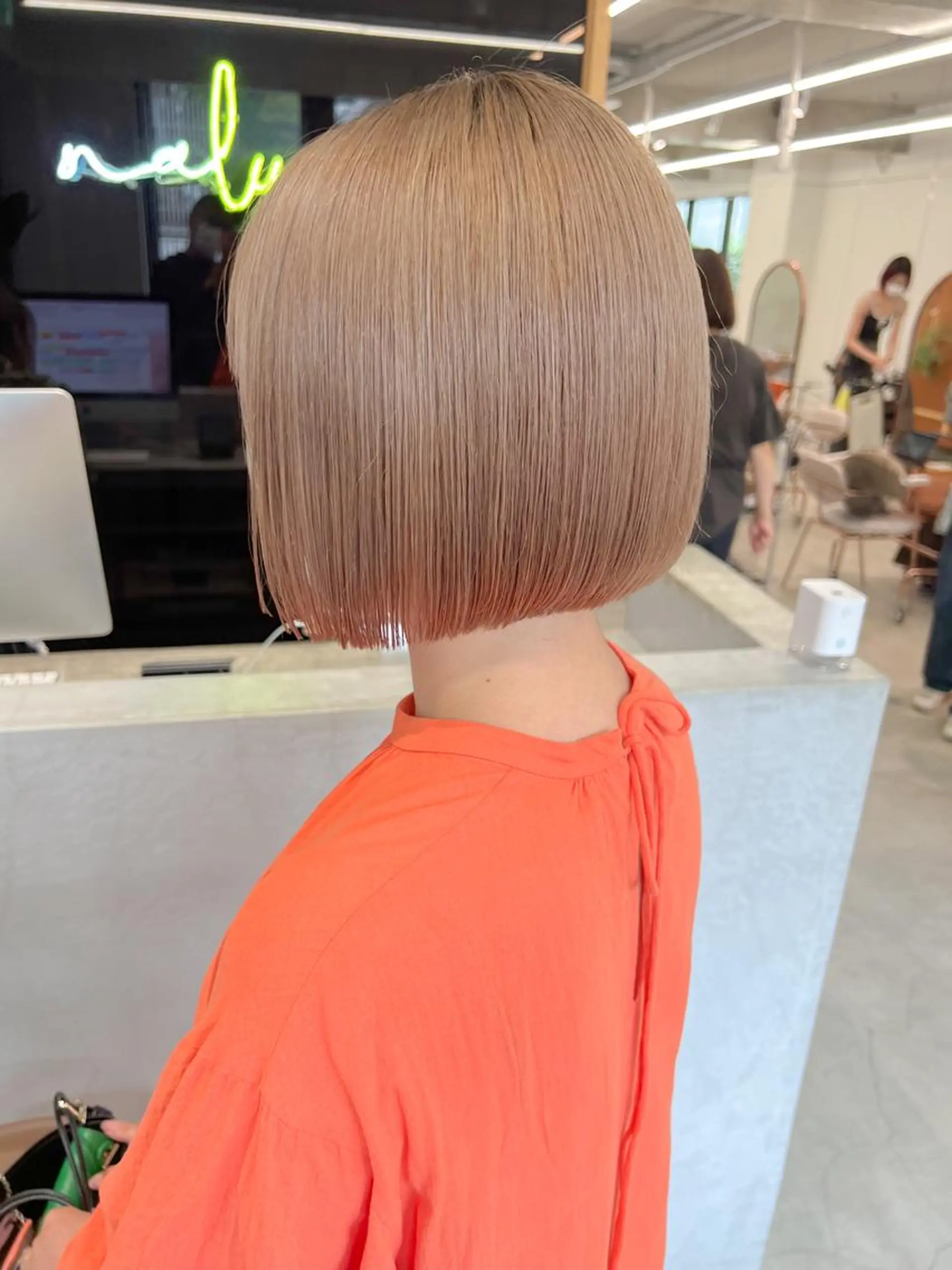 カラー カット 鶴井 美空のヘアスタイル