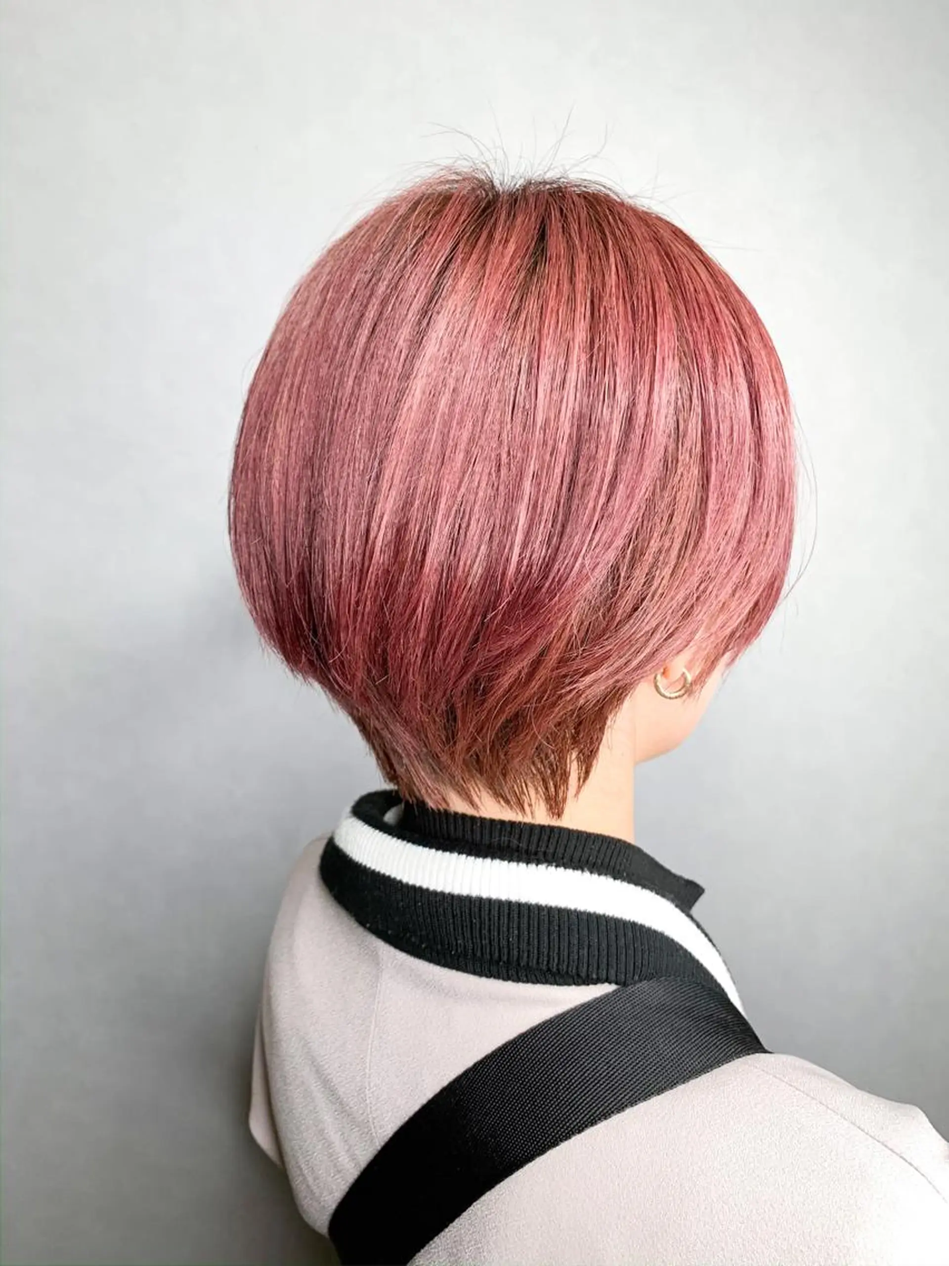 ショート カラー ブリーチ ラベンダーカラー ピンクカラー ショートヘア カット ヘアカラー 🌈 DAIKI 🌈のヘアスタイル